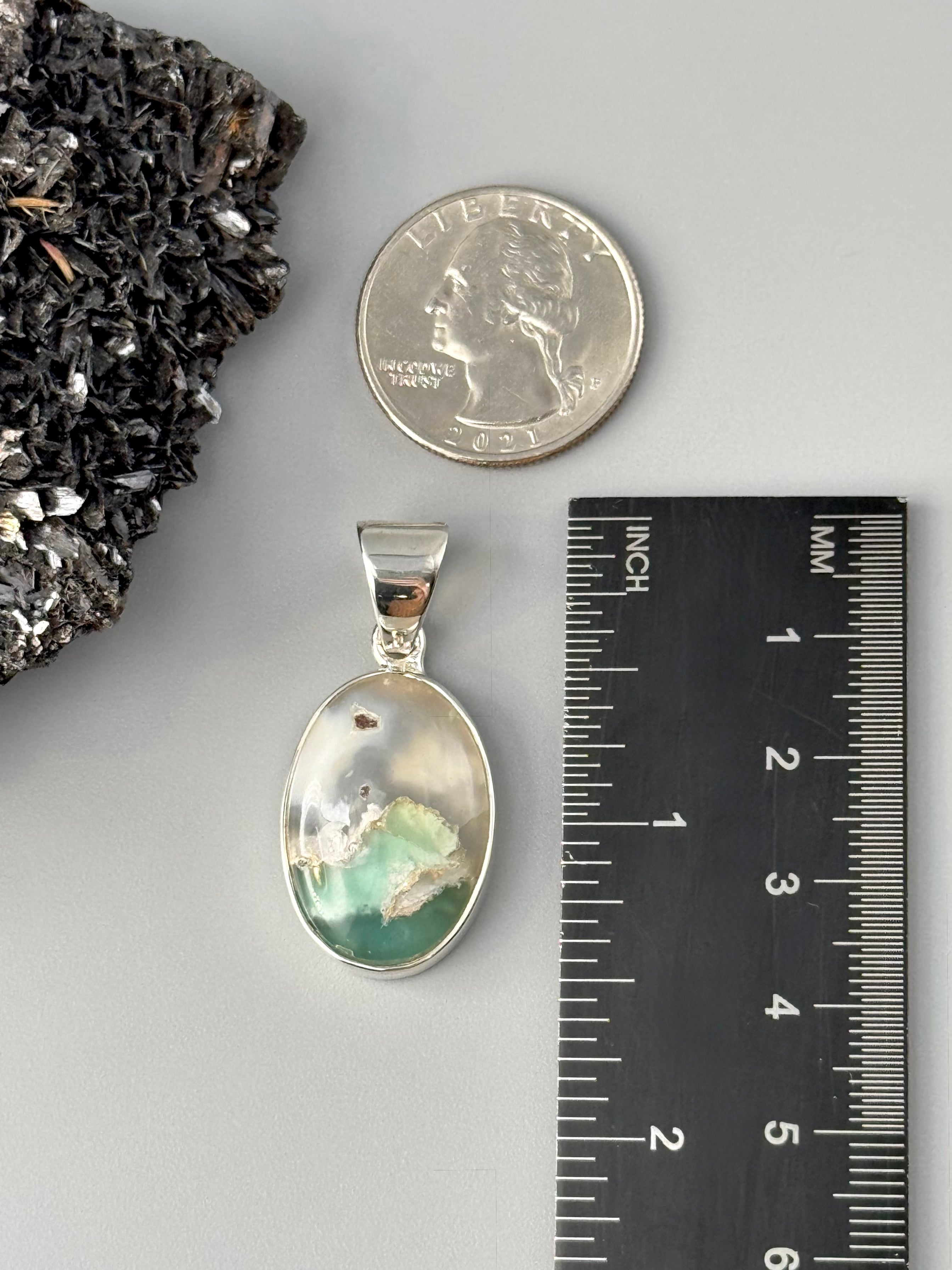 •CHRYSOPRASE OVAL• sterling silver pendant