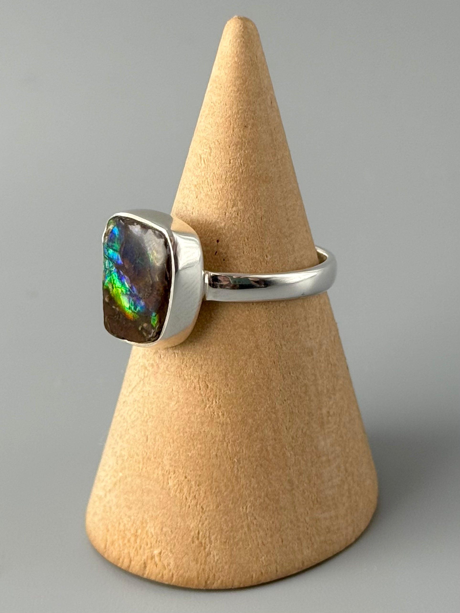 •AMMOLITE - FREEFORM• simple bezel silver ring (size 7.25)