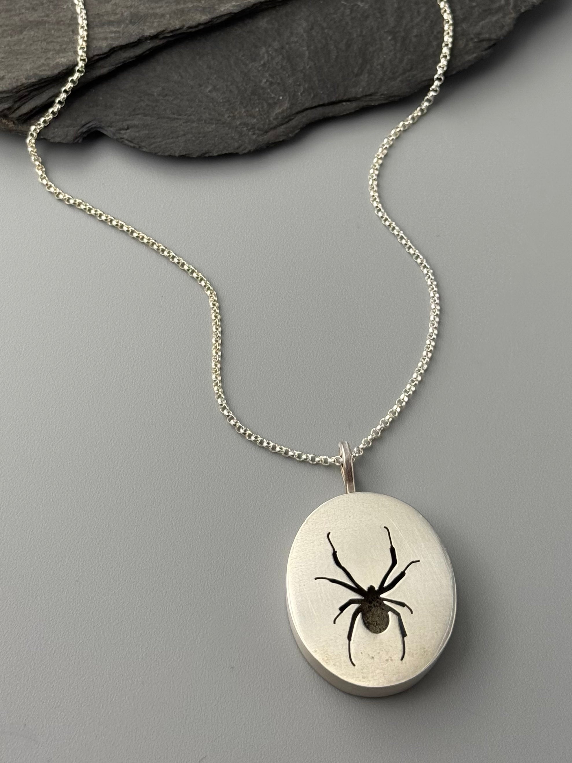 •WIDOW - MEDIUM• silver spider shadowbox necklace (18" - 21" long)