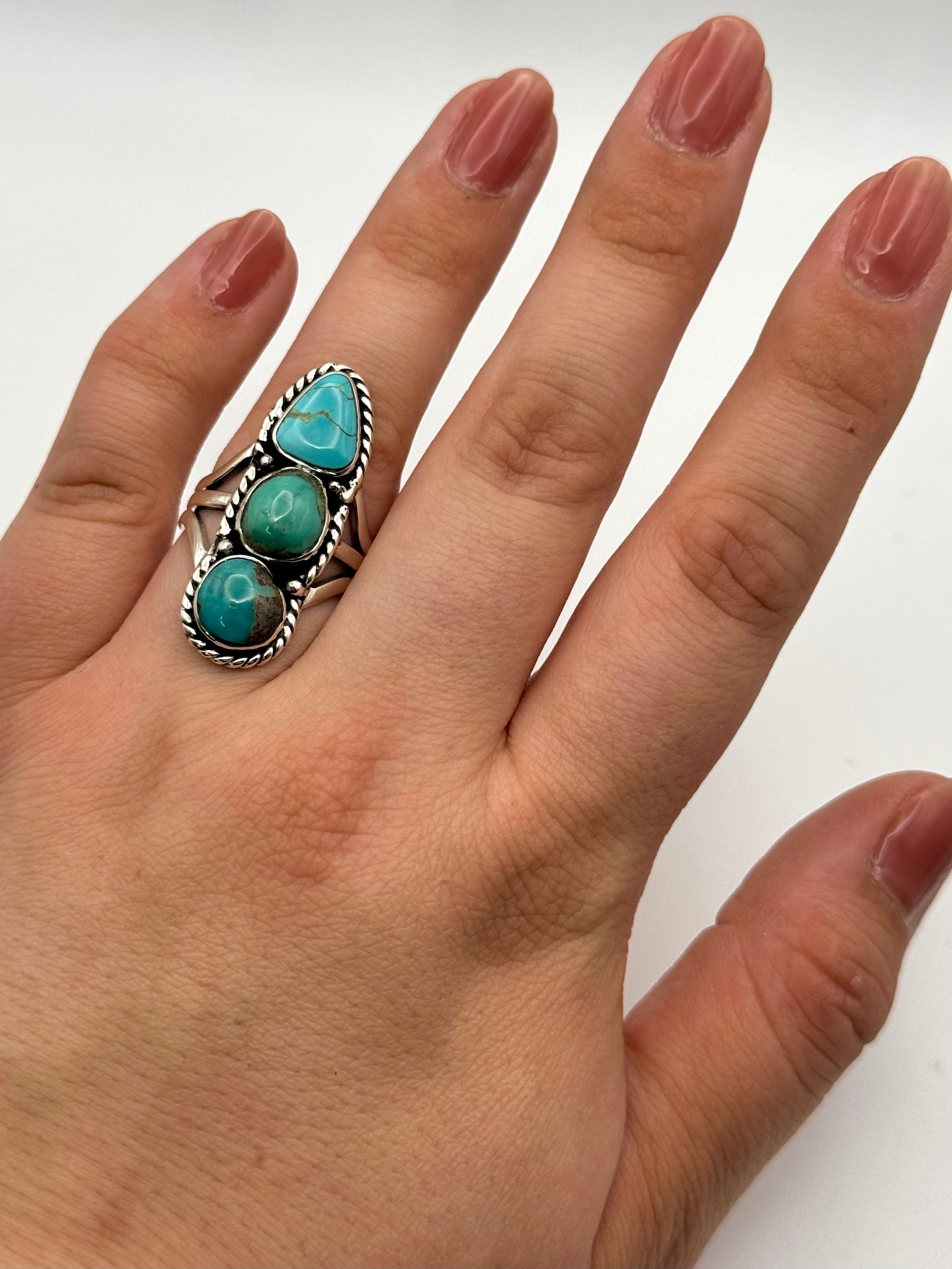 •TURQUOISE• Navajo silver triple stone ring (size 8)