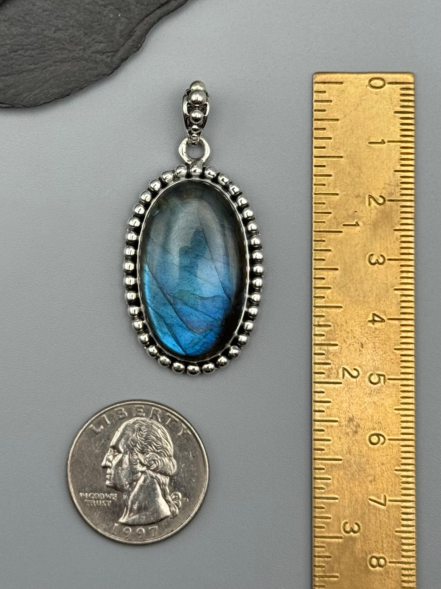 •LABRADORITE - DOTTED OVAL• sterling silver pendant