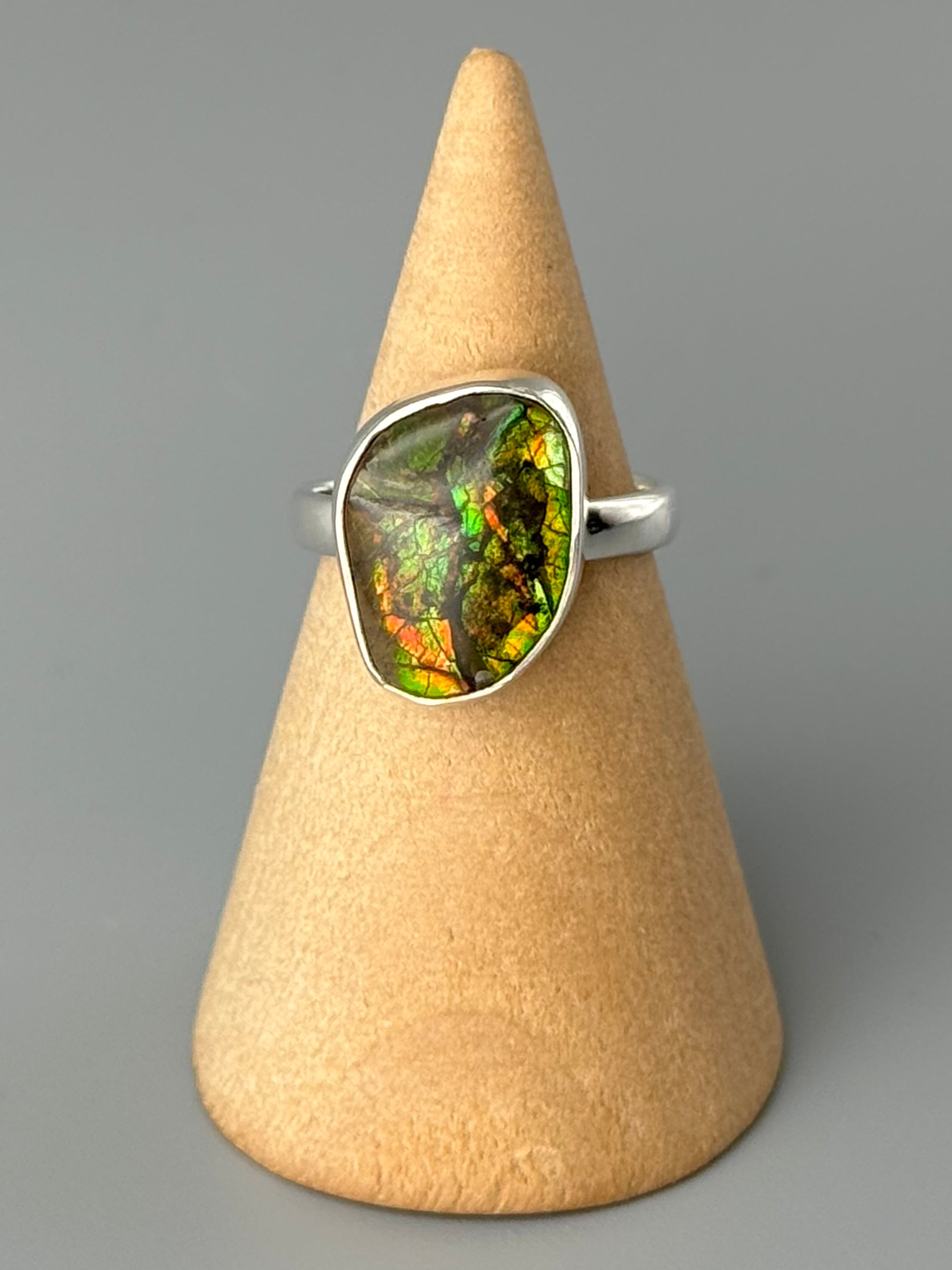 •AMMOLITE - FREEFORM• simple bezel silver ring (size 6.25)