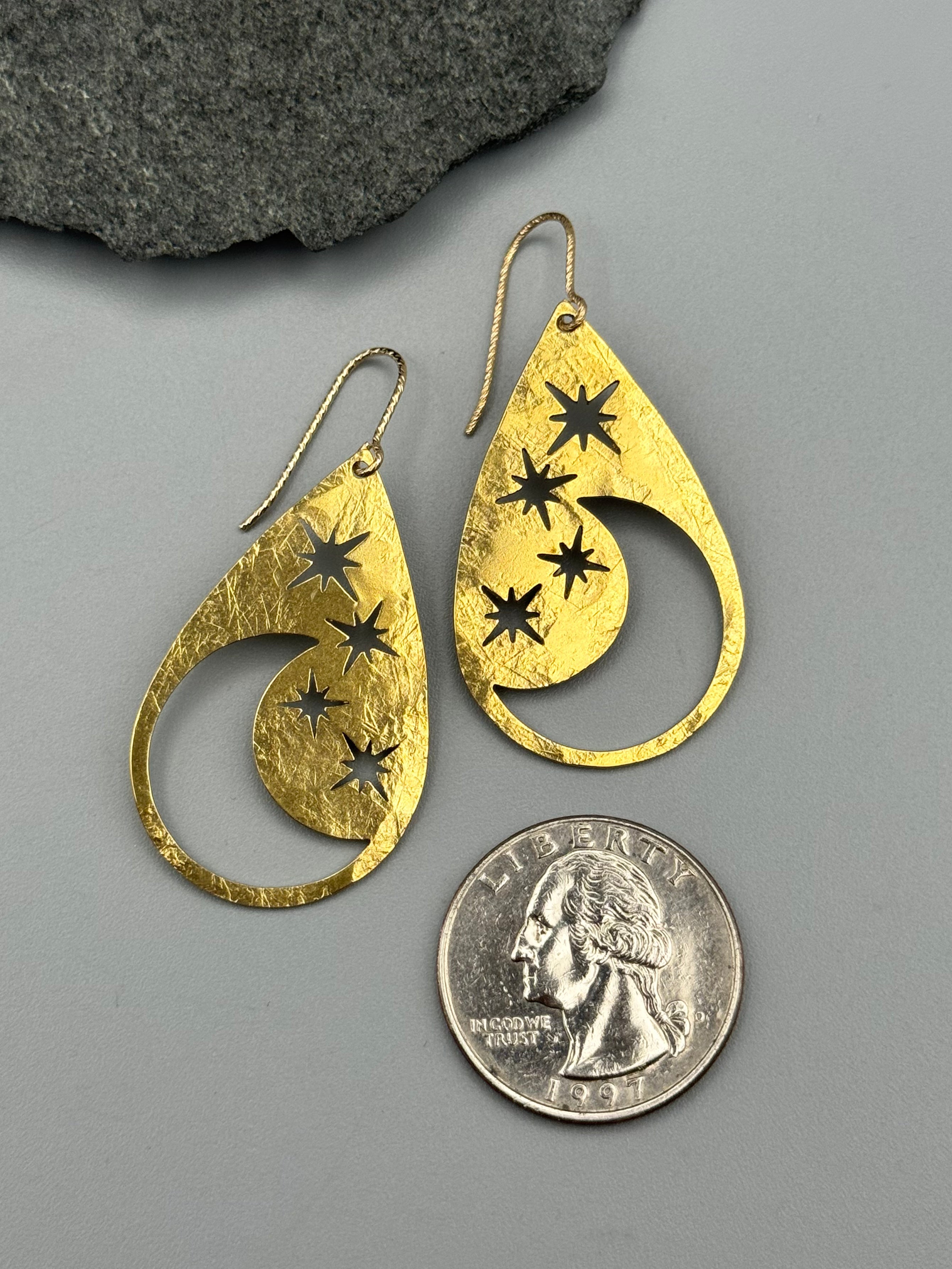 •CELESTINE• gold dangle earrings