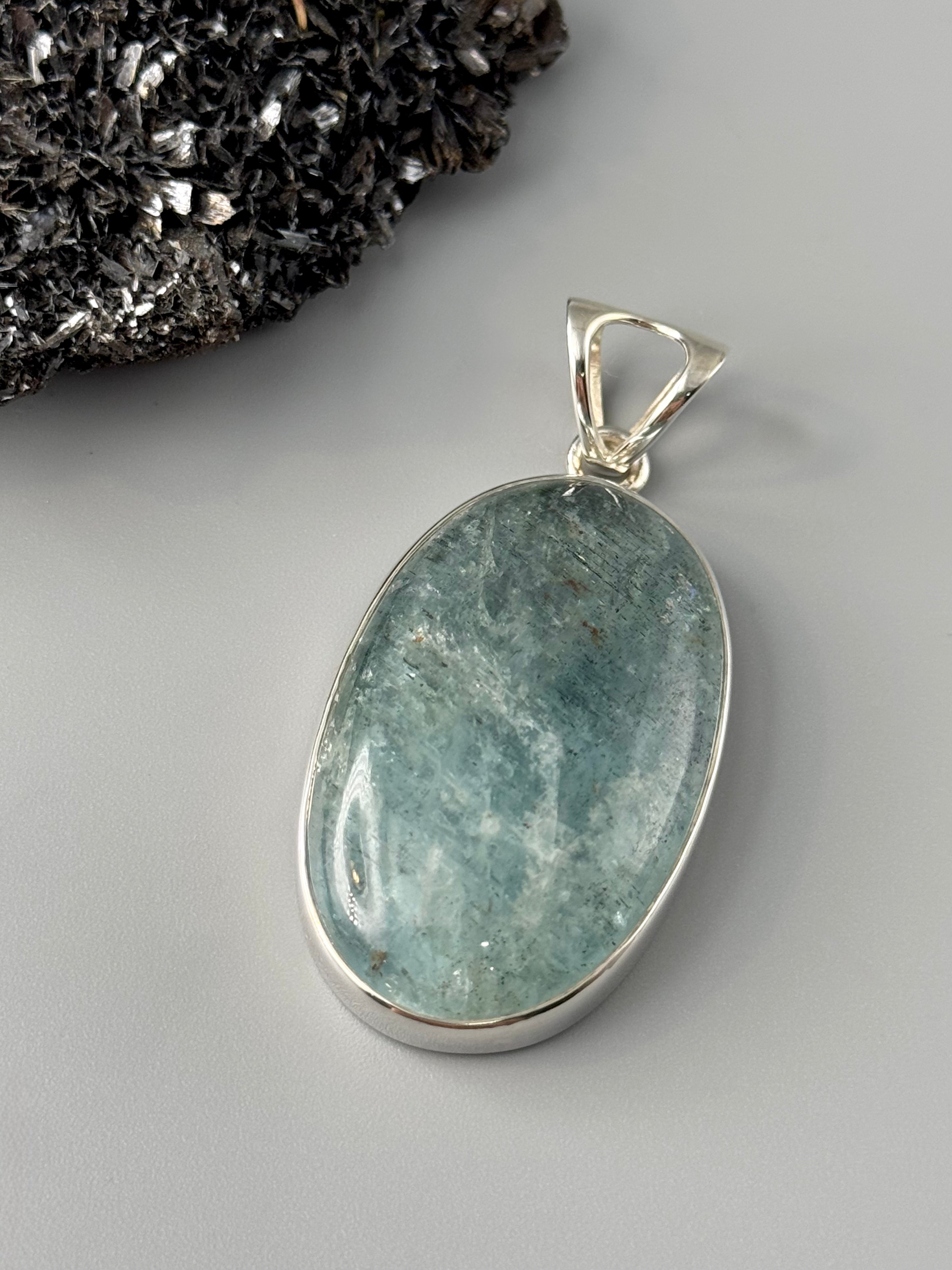 •AQUAMARINE OVAL - 2• sterling silver pendant