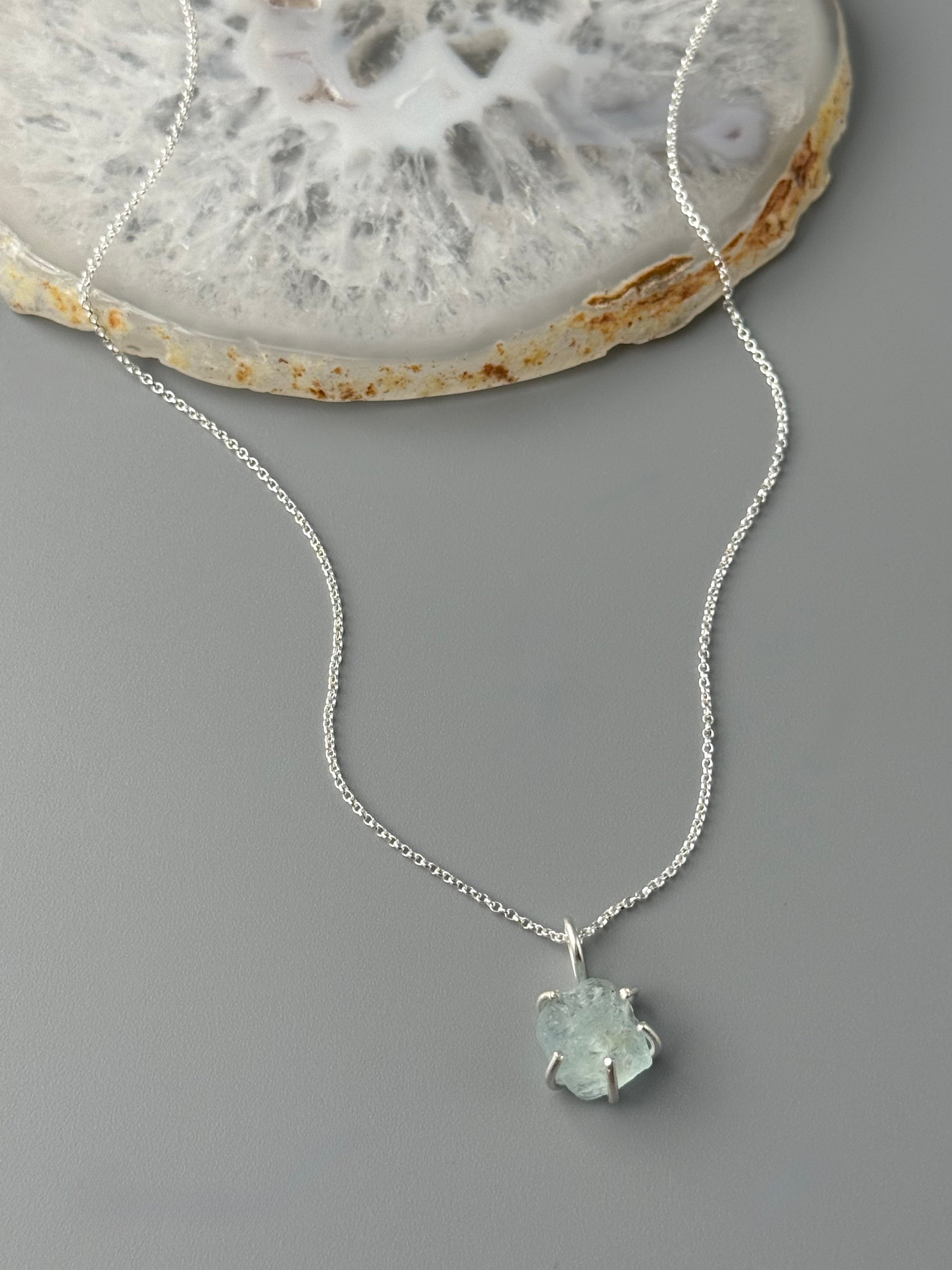 •CRADLE• aquamarine + silver necklace (18" long)