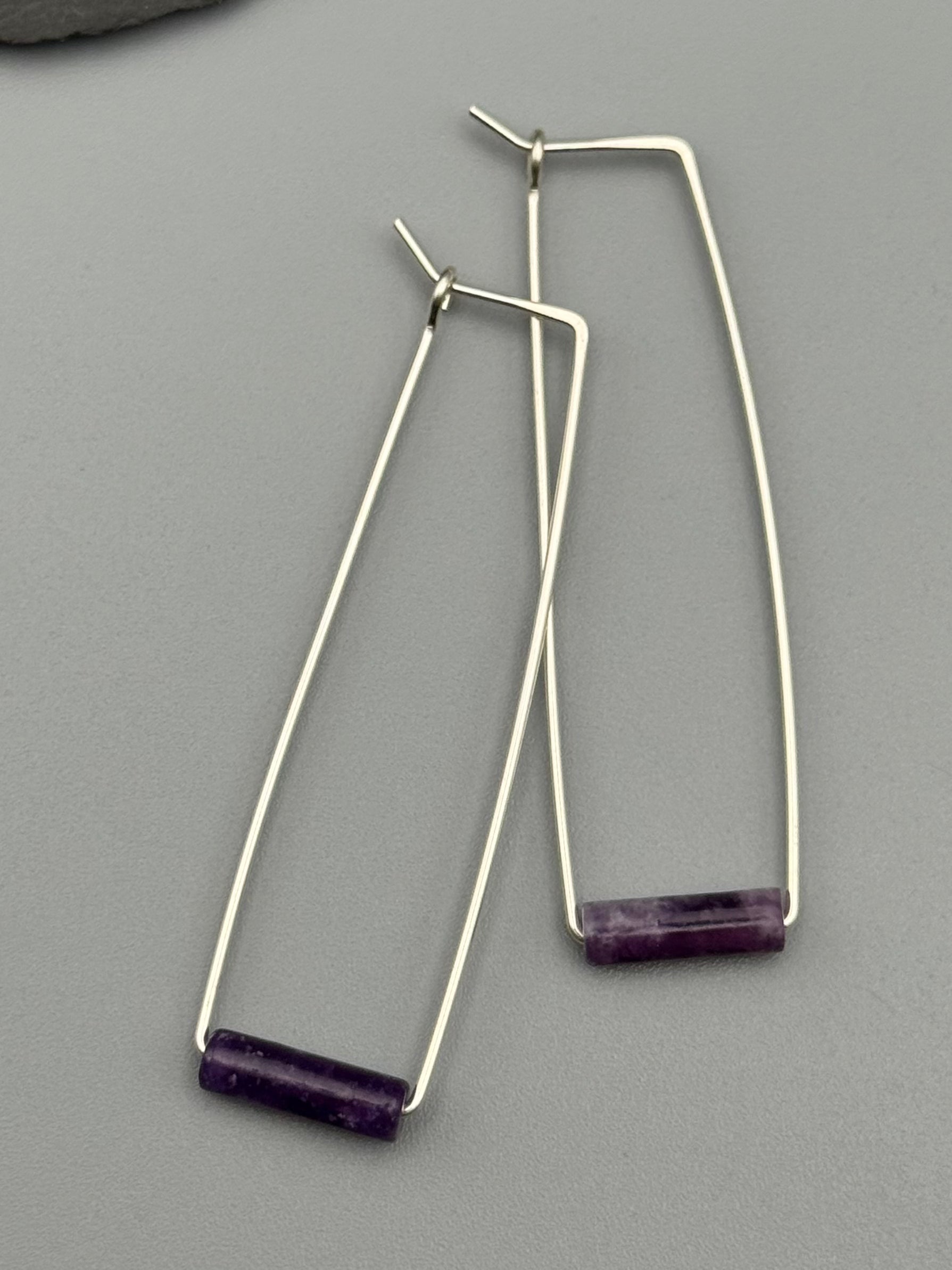 •RECTANGLE TUBE HOOP• amethyst + silver earrings