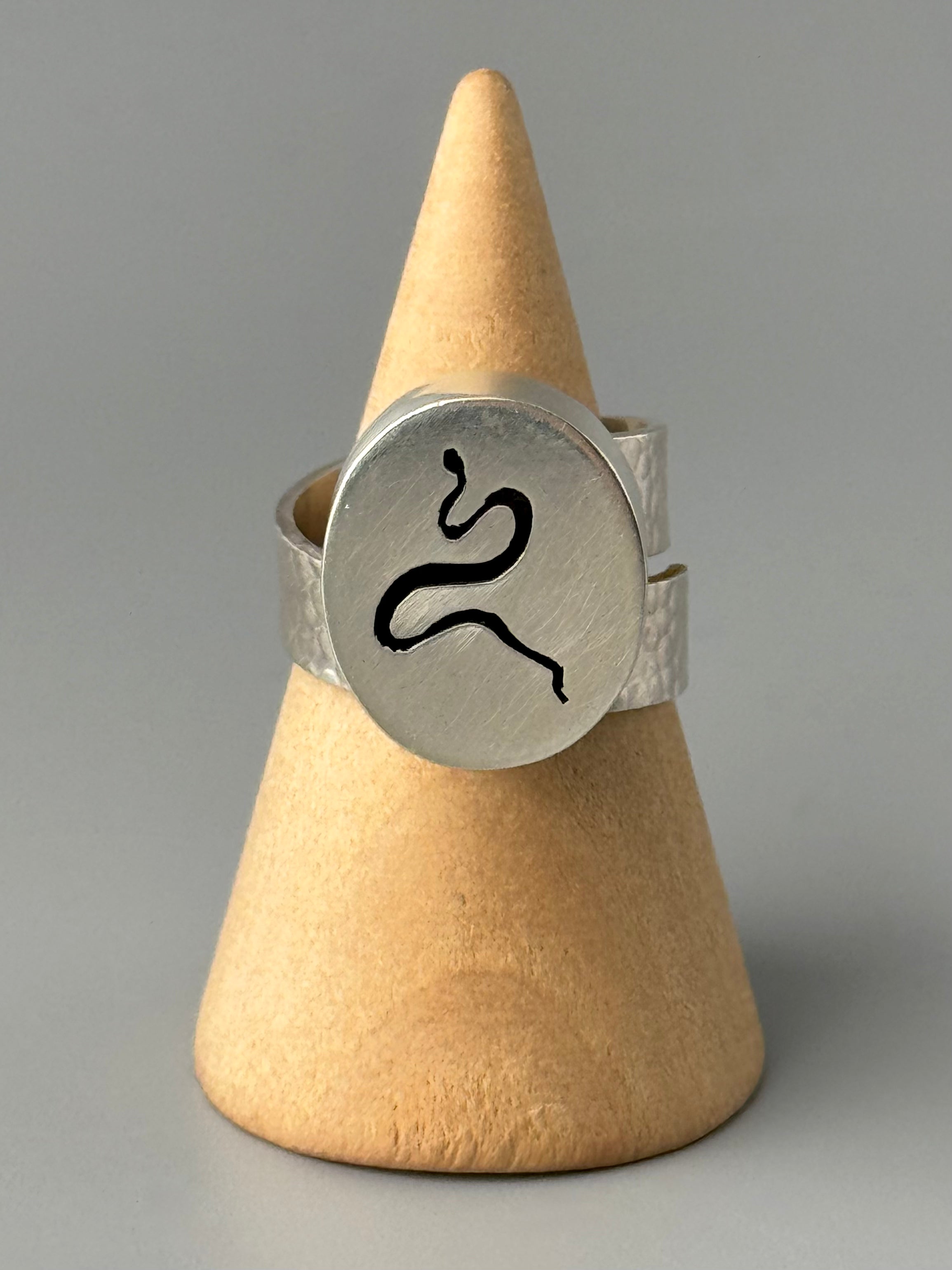 •SERPENDIPITOUS• silver snake shadowbox adjustable ring