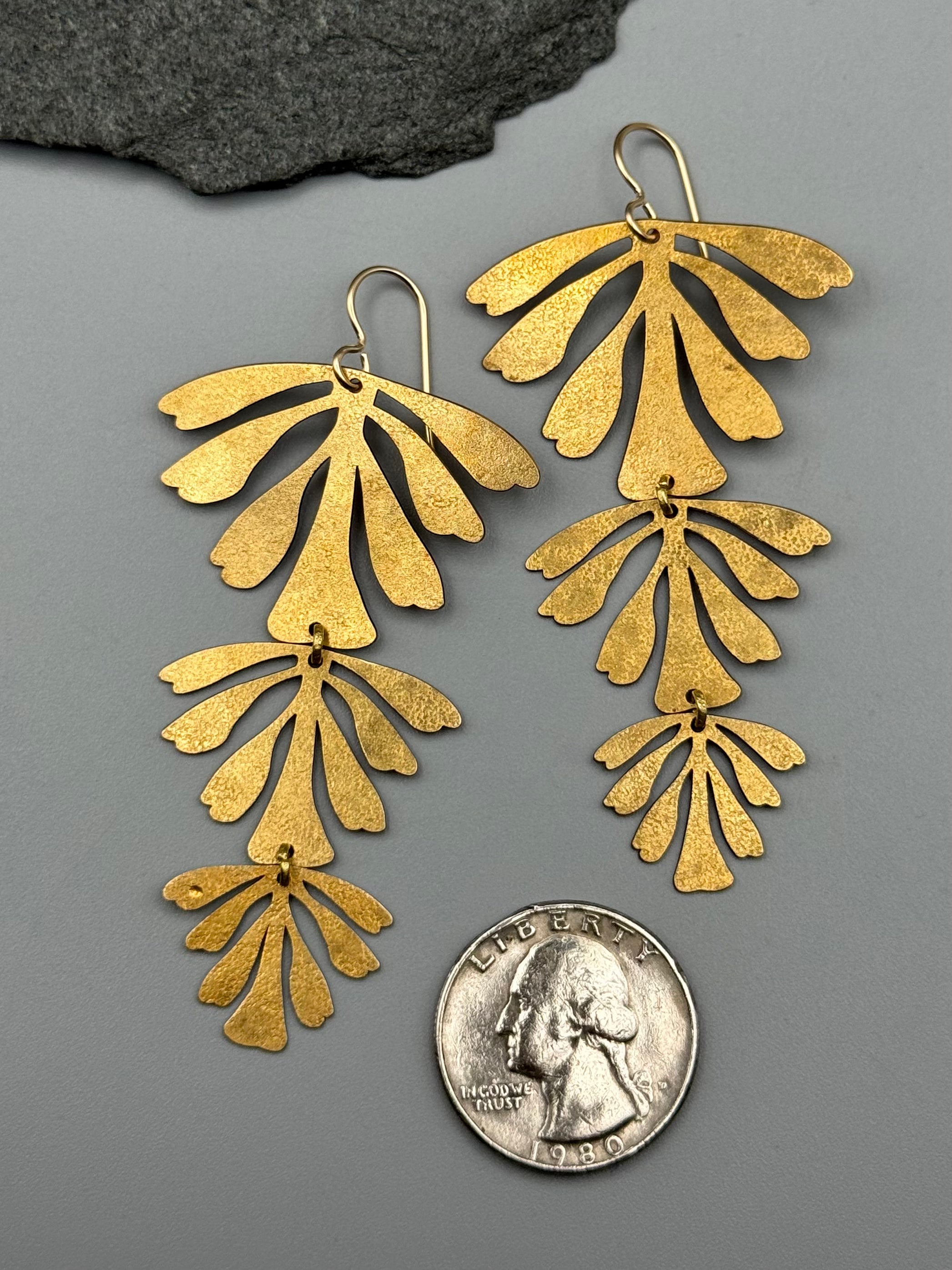 •FERN DANCE• gold dangle earrings