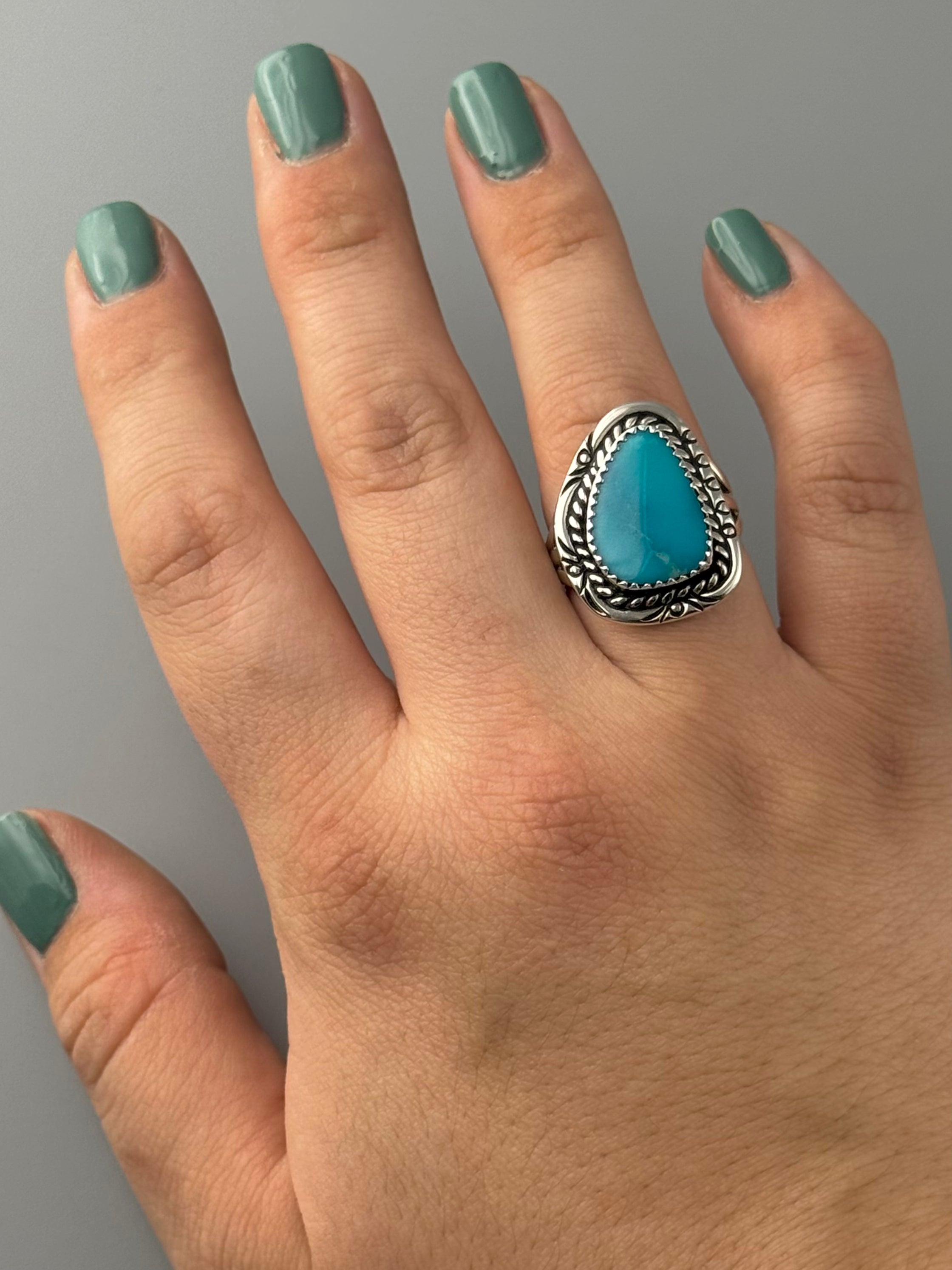 •BLUE RIDGE NEVADA TURQUOISE - MOUNTAIN SUN• Navajo silver ring (size 8.5)