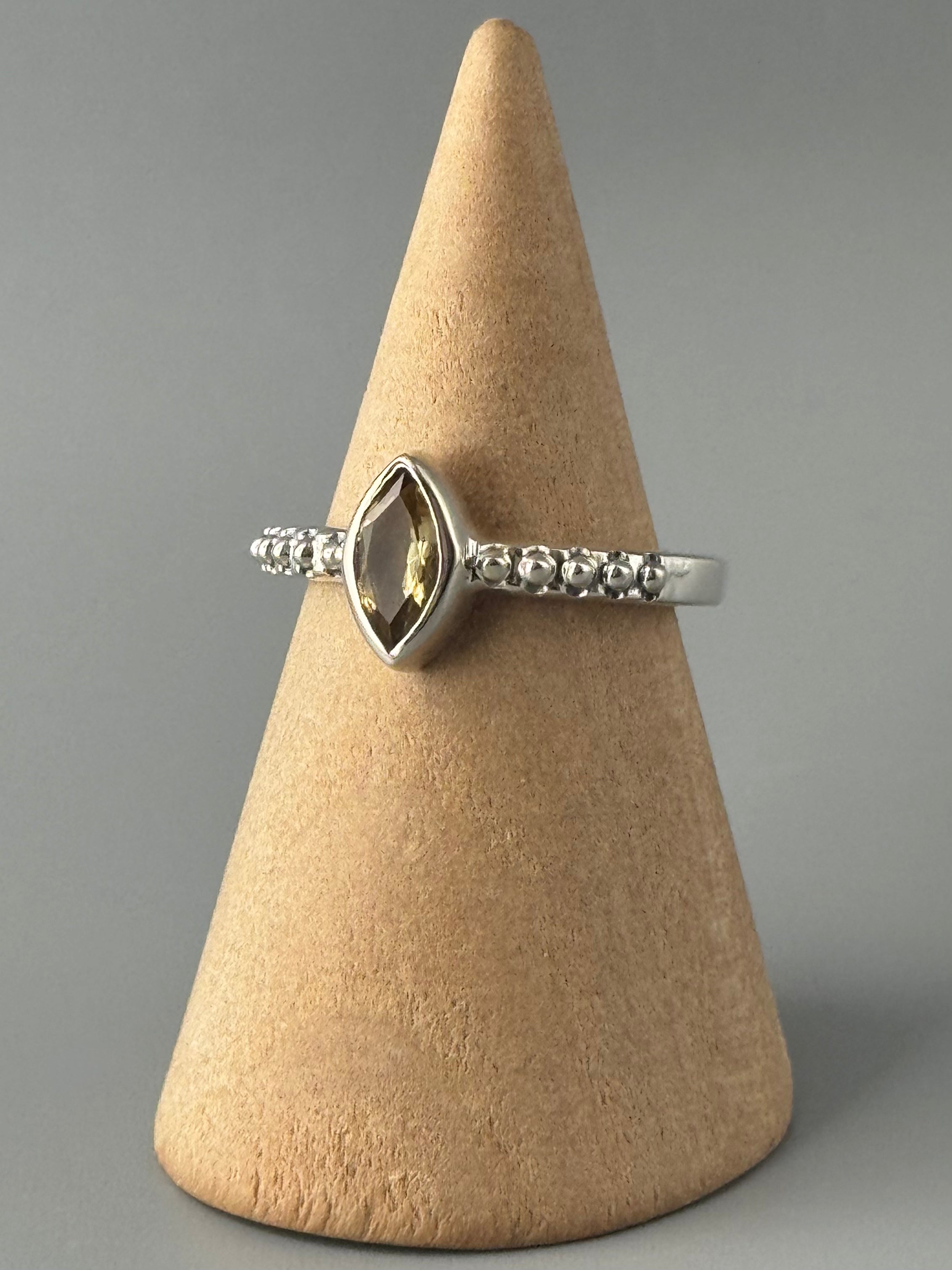 •CITRINE - MARQUISE• dotted band silver ring (various sizes)