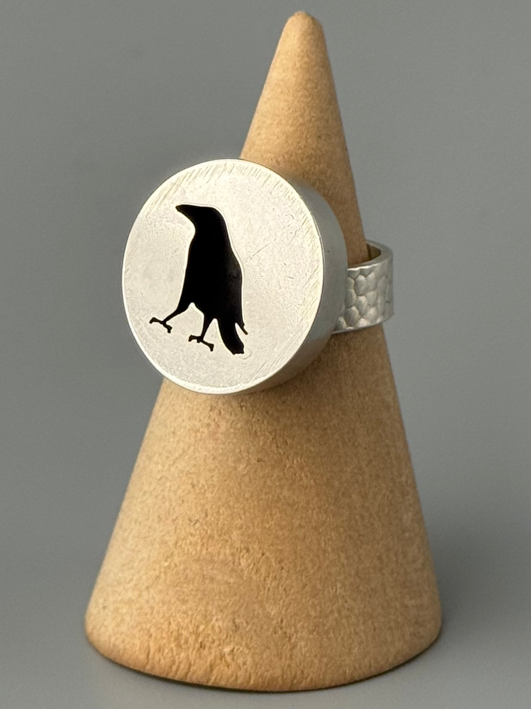 •NEVERMORE - SMALL• silver raven shadowbox adjustable ring