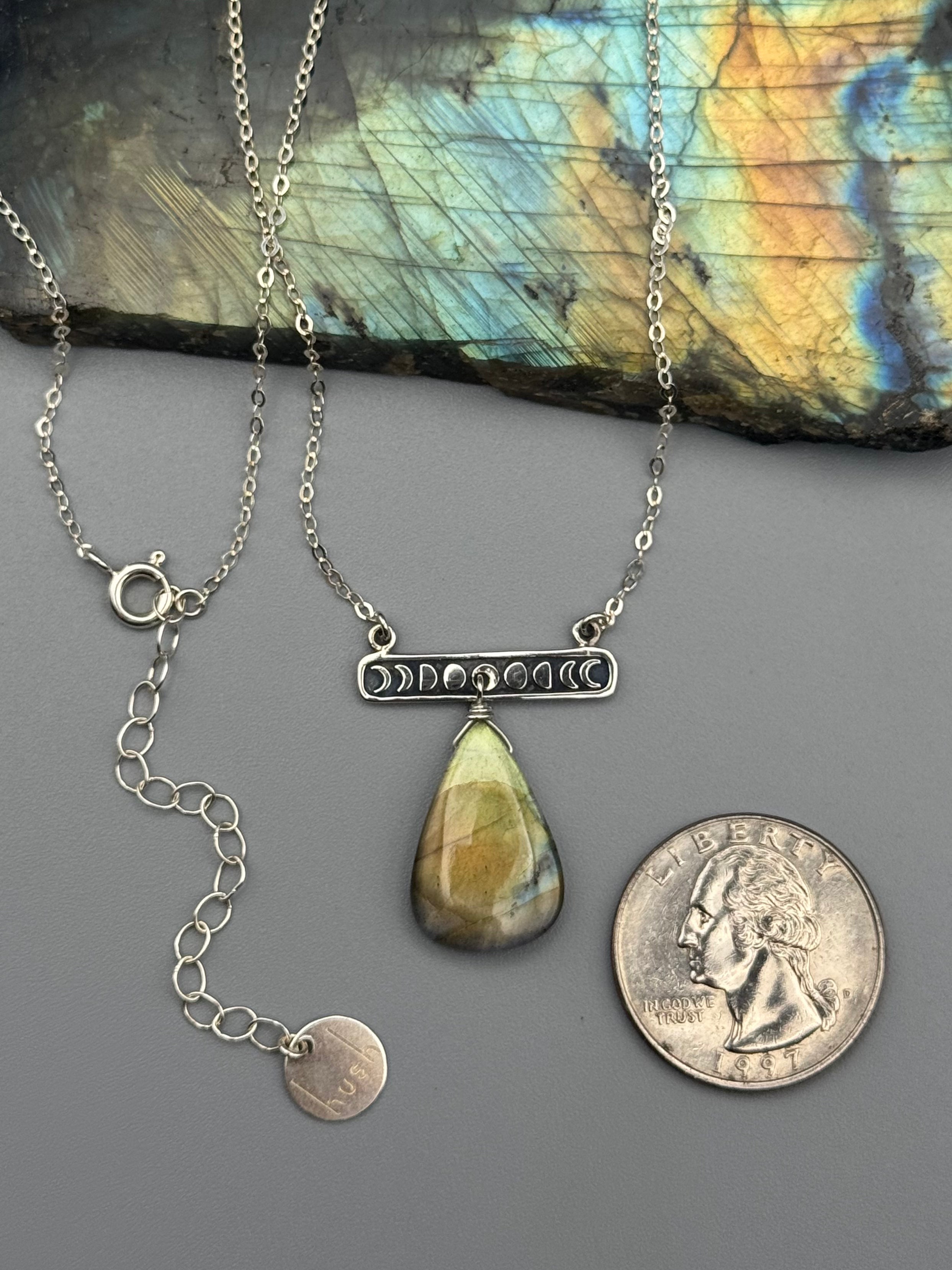 •NYX• golden labradorite + silver necklace (16"-18" long)