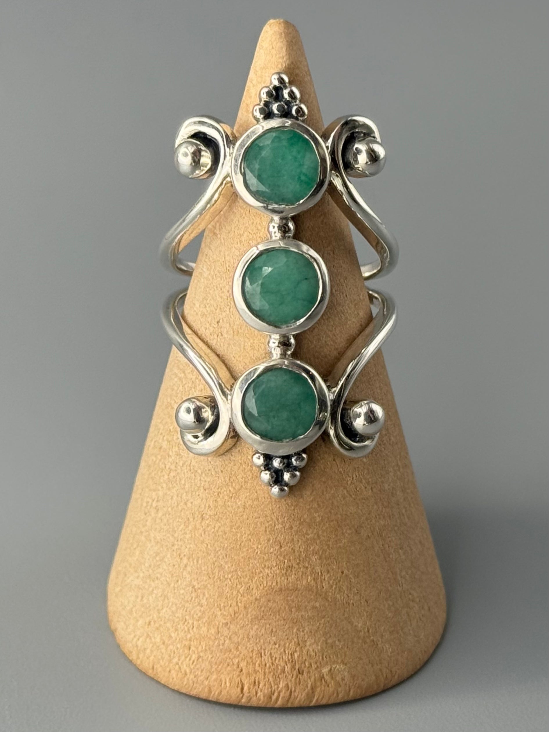 •EMERALD - GALADRIEL• decorative band silver ring (various sizes)