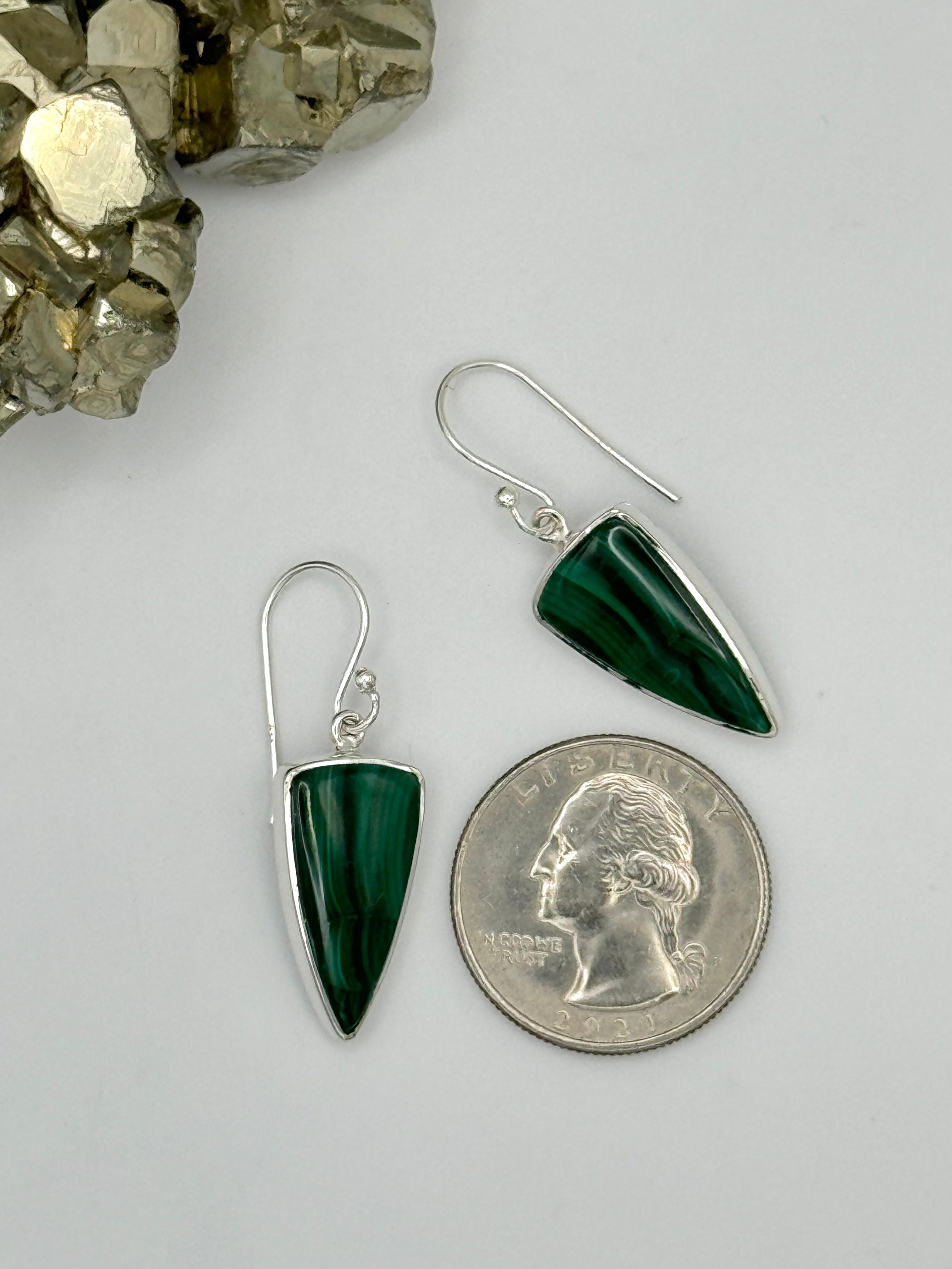 •MALACHITE FANG - 2• silver dangle earrings