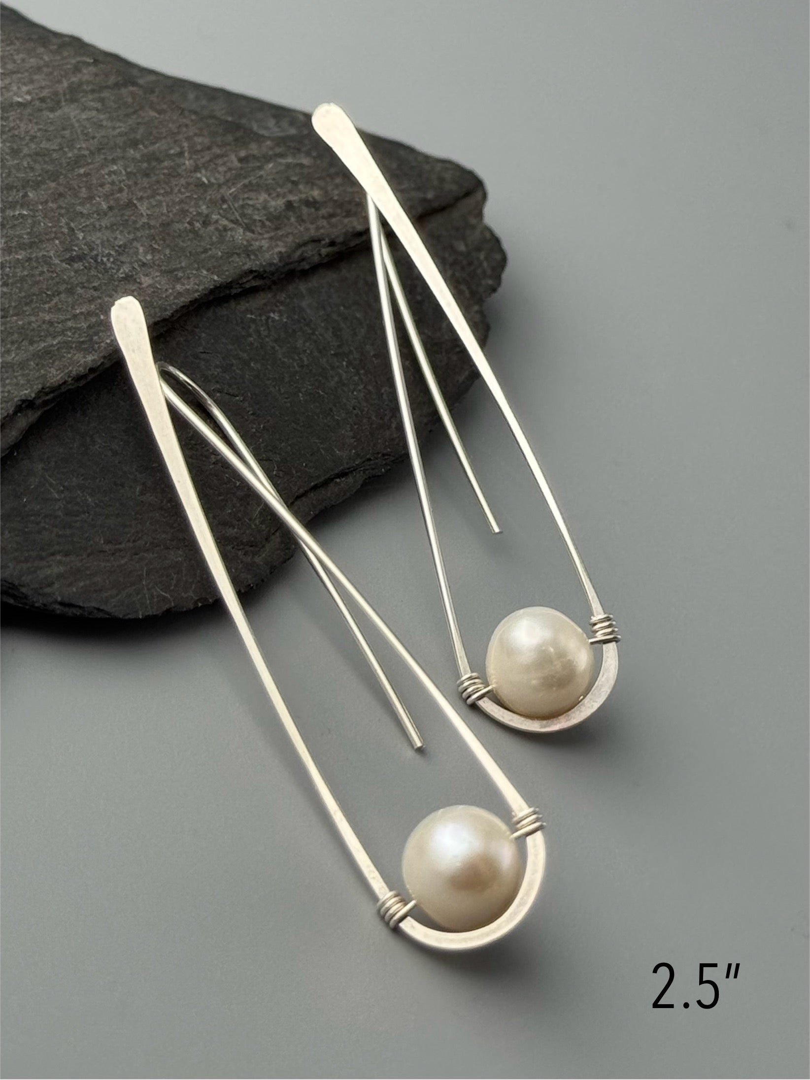 •DEEP DROP THREADER• pearl + silver earrings