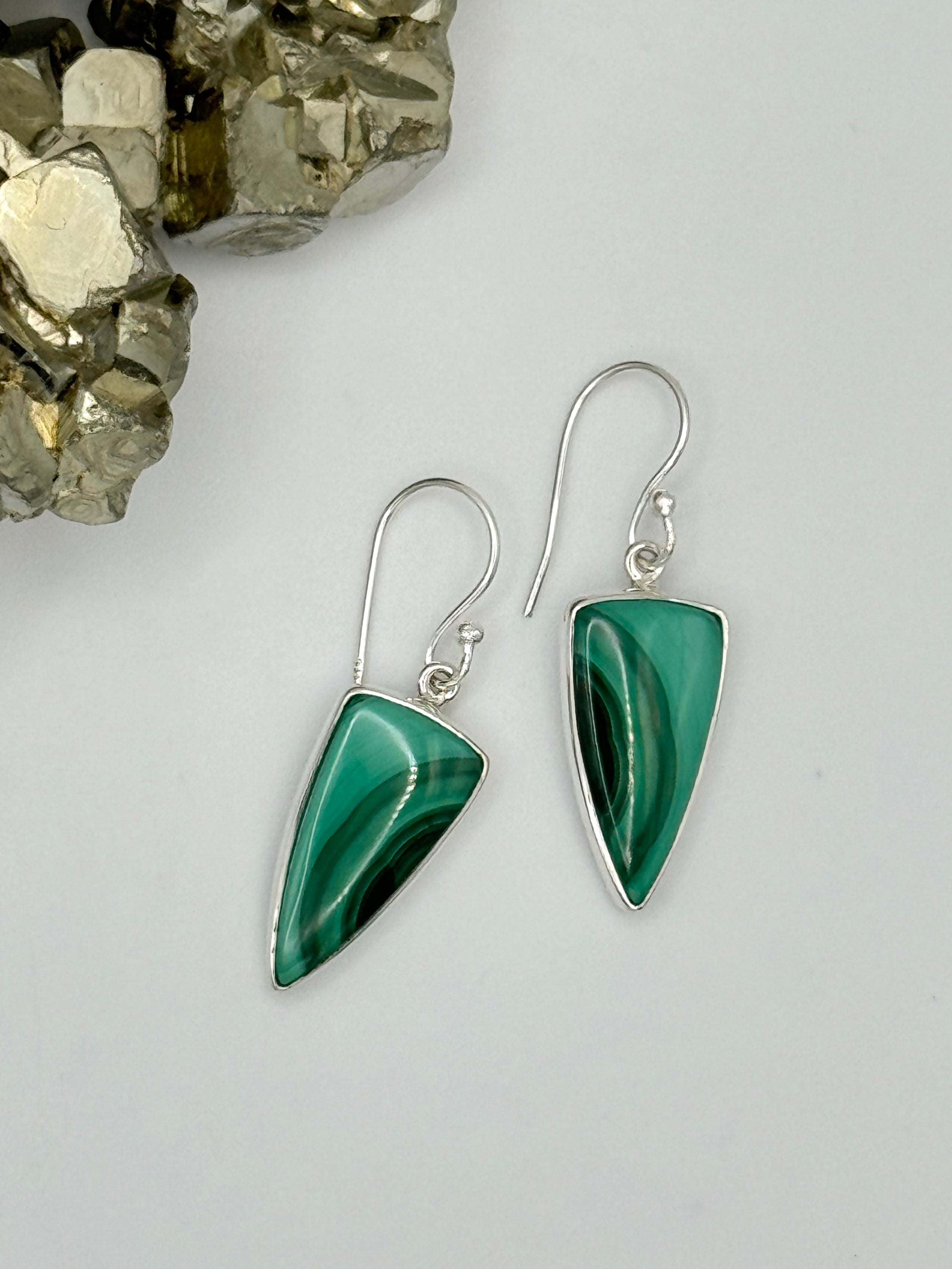 •MALACHITE FANG - 1• silver dangle earrings