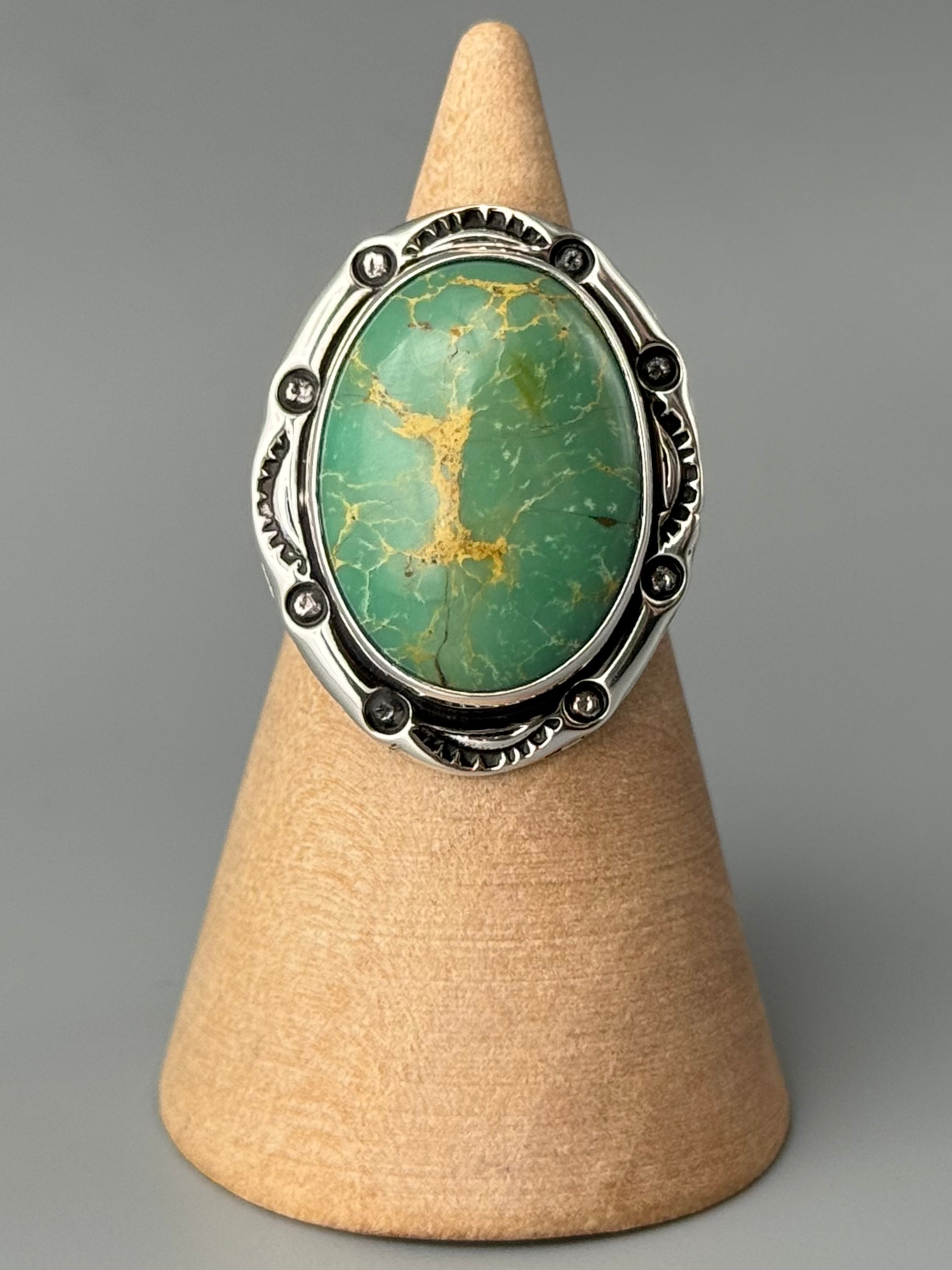 •KINGMAN TURQUOISE - SHÁ• Navajo silver ring (size 7.5)