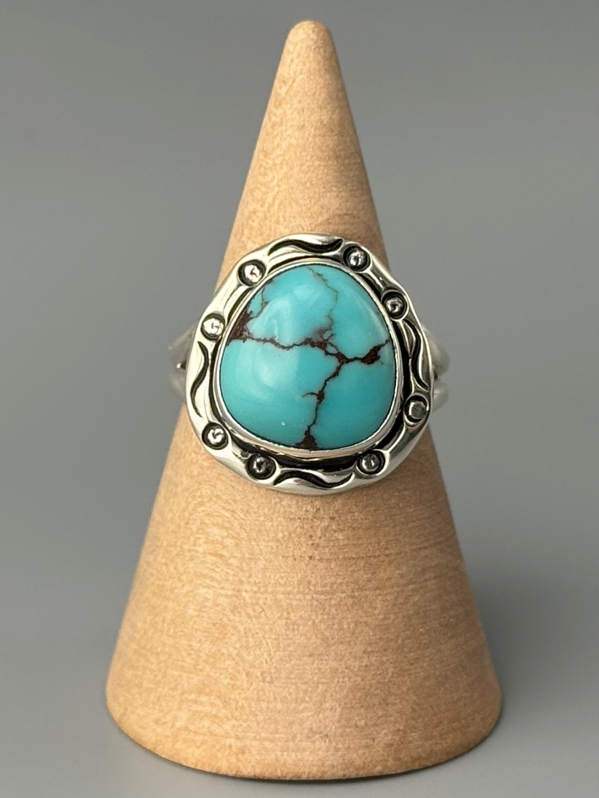 •EGYPTIAN TURQUOISE - SMUDGE• Navajo silver ring (size 8.5)