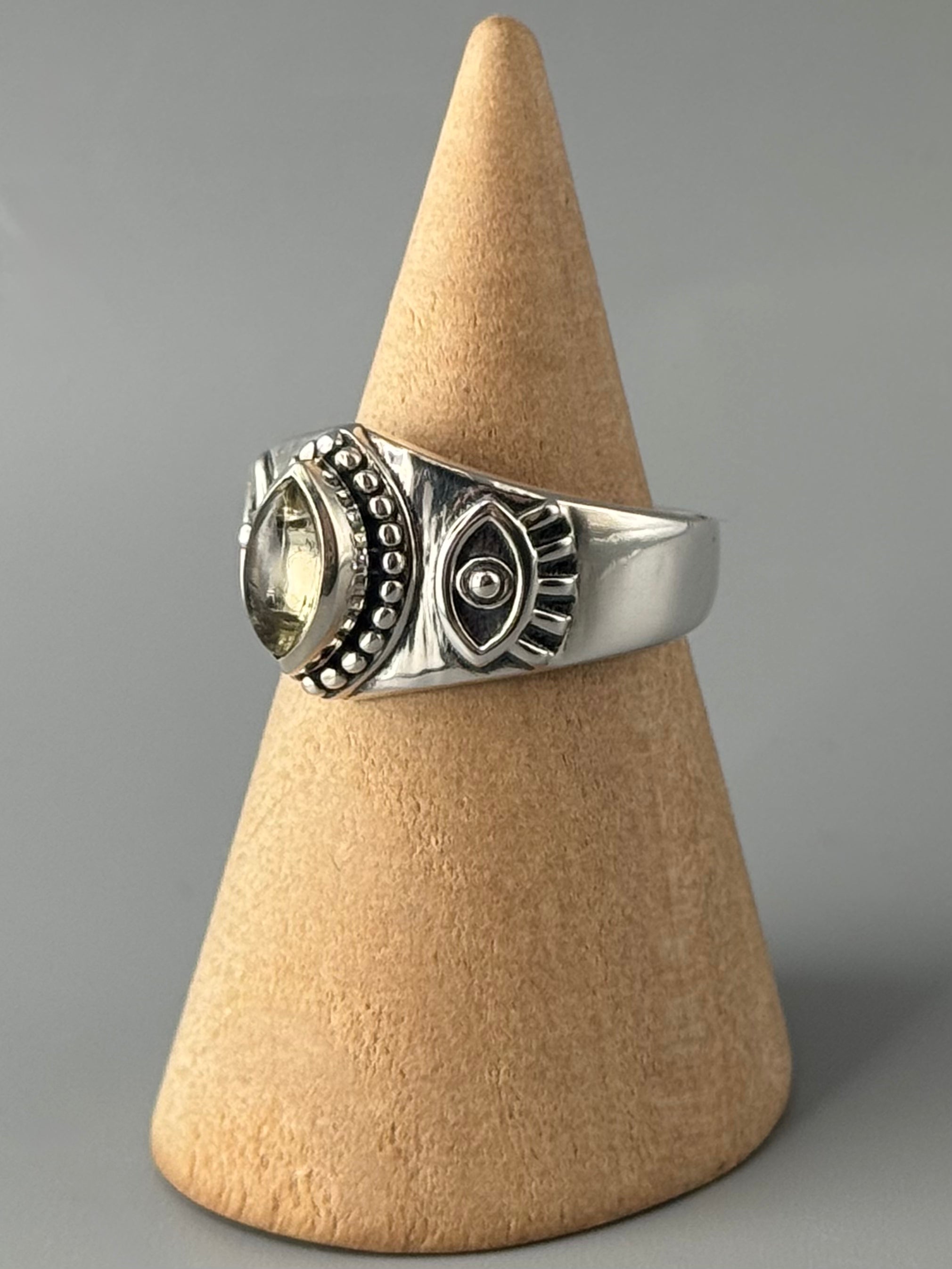 •TOURMALINE - GAZE• sterling silver ring (size 8)