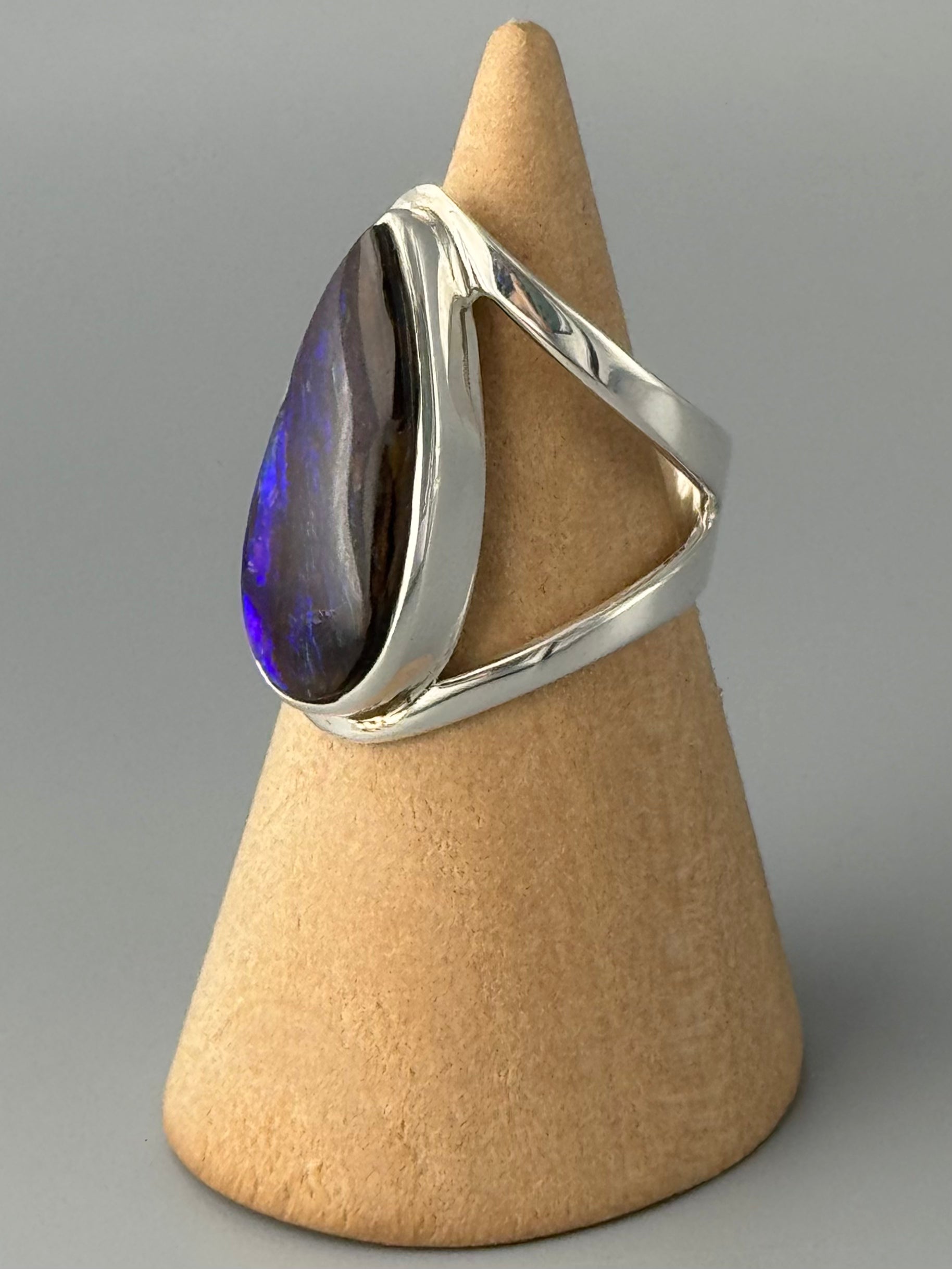 •AMMOLITE - TEAR• split band silver ring (size 6)