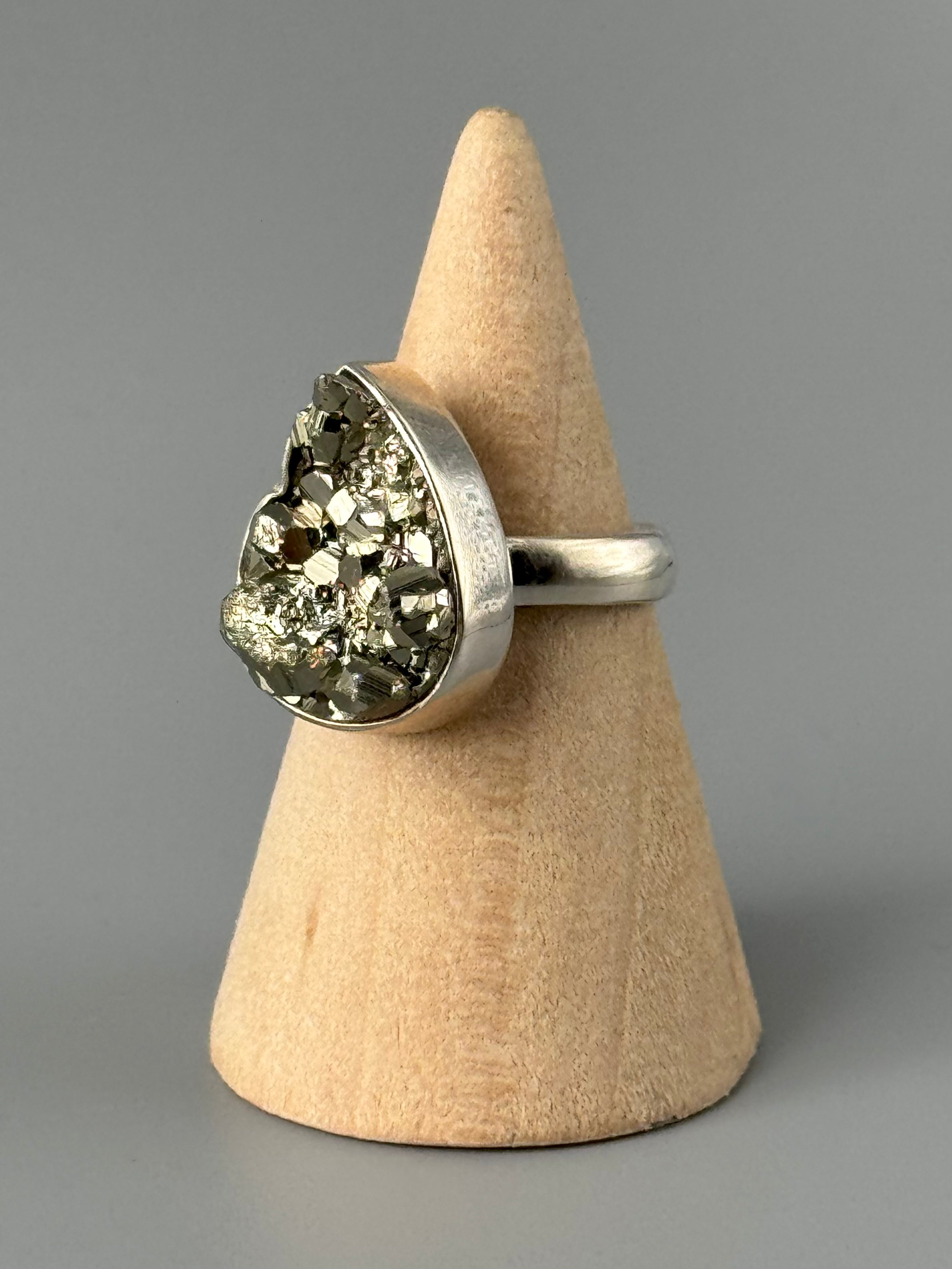 •PYRITE - TEARDROP - 1• silver ring (size 7)