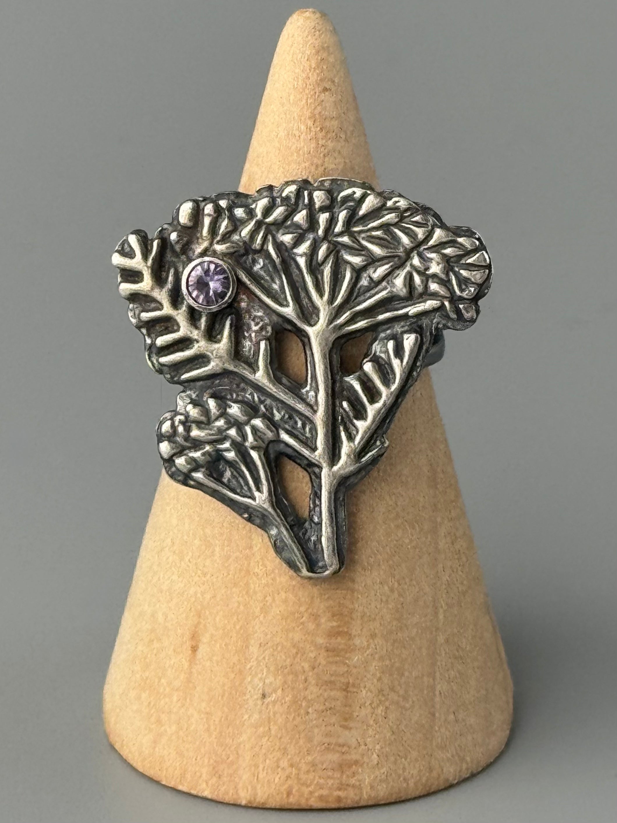 •YARROW• purple sapphire + silver ring (size 6.25)