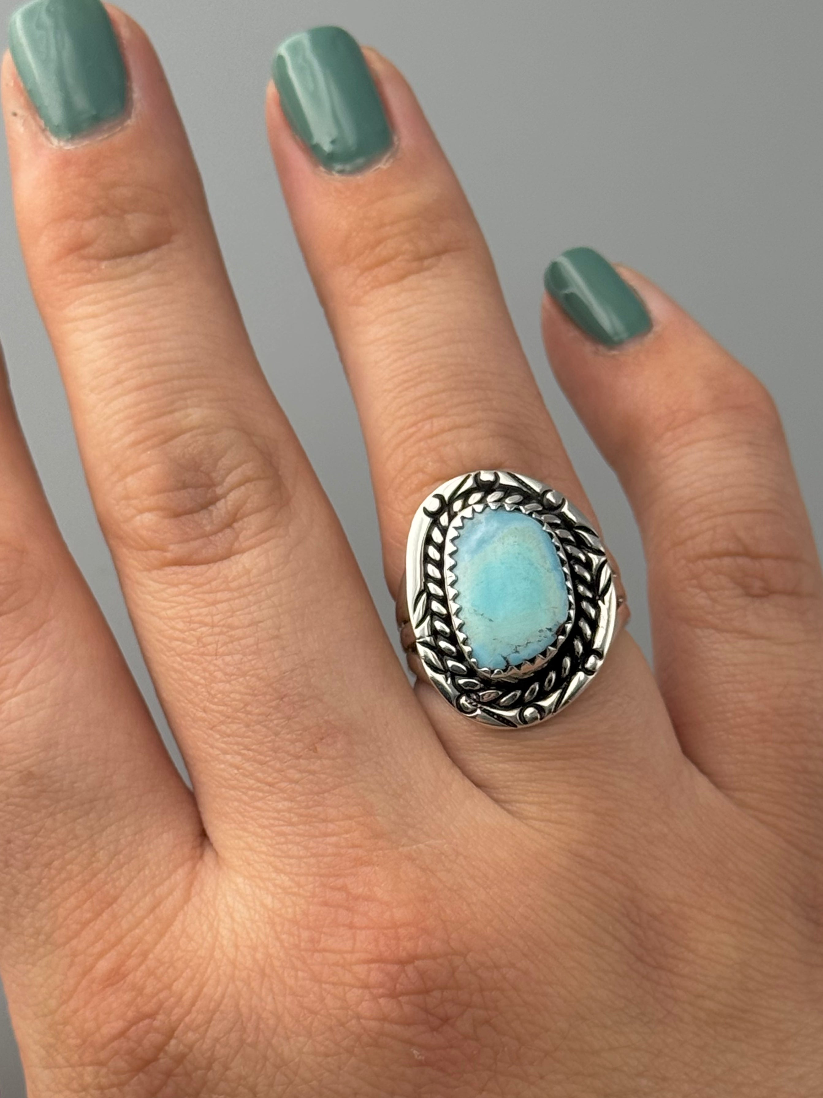 •GOLDEN HILL TURQUOISE - MOUNTAIN SUN• Navajo silver ring (size 7)