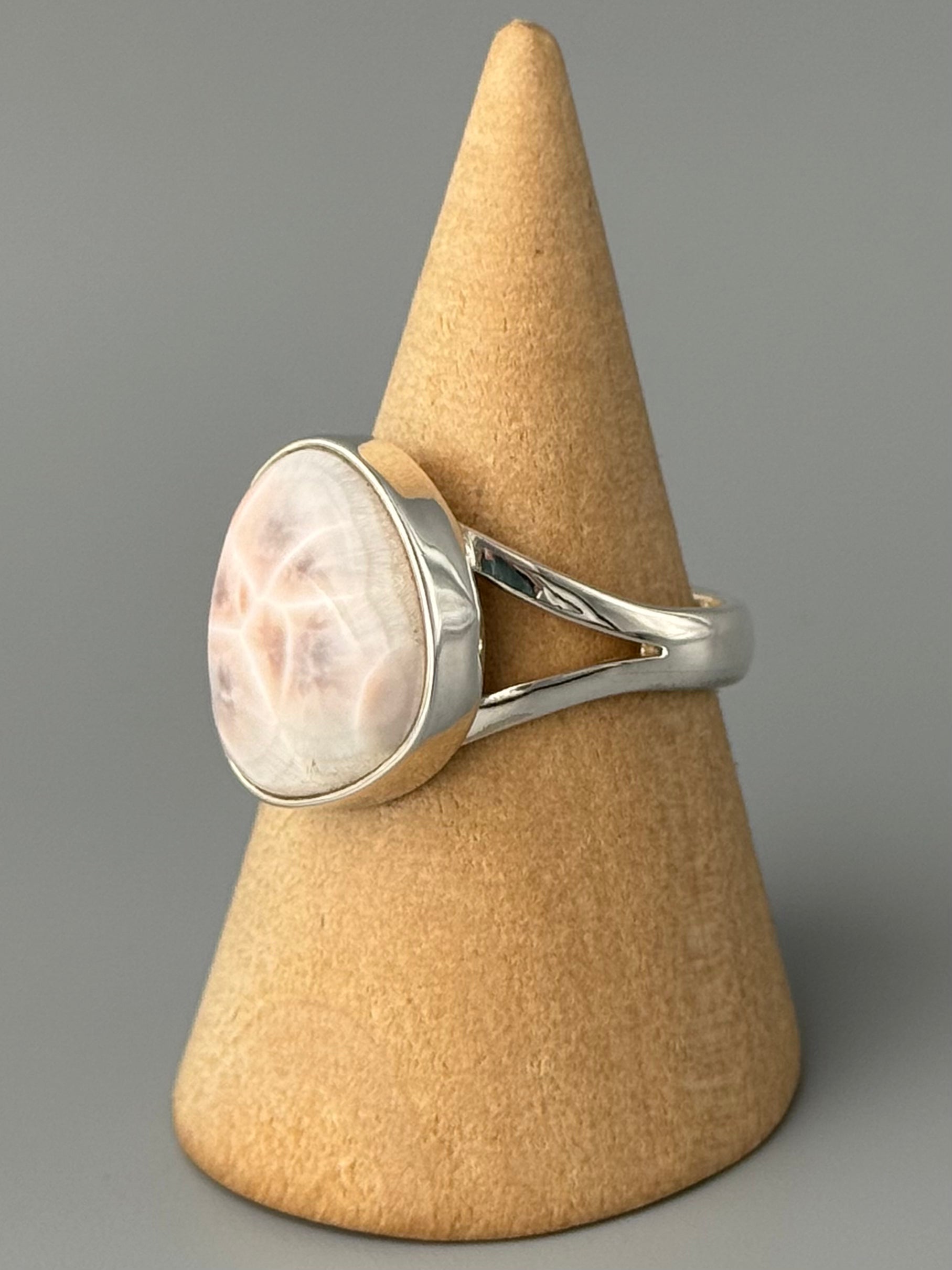 •THOMSONITE - FREEFORM• split band silver ring (various sizes)
