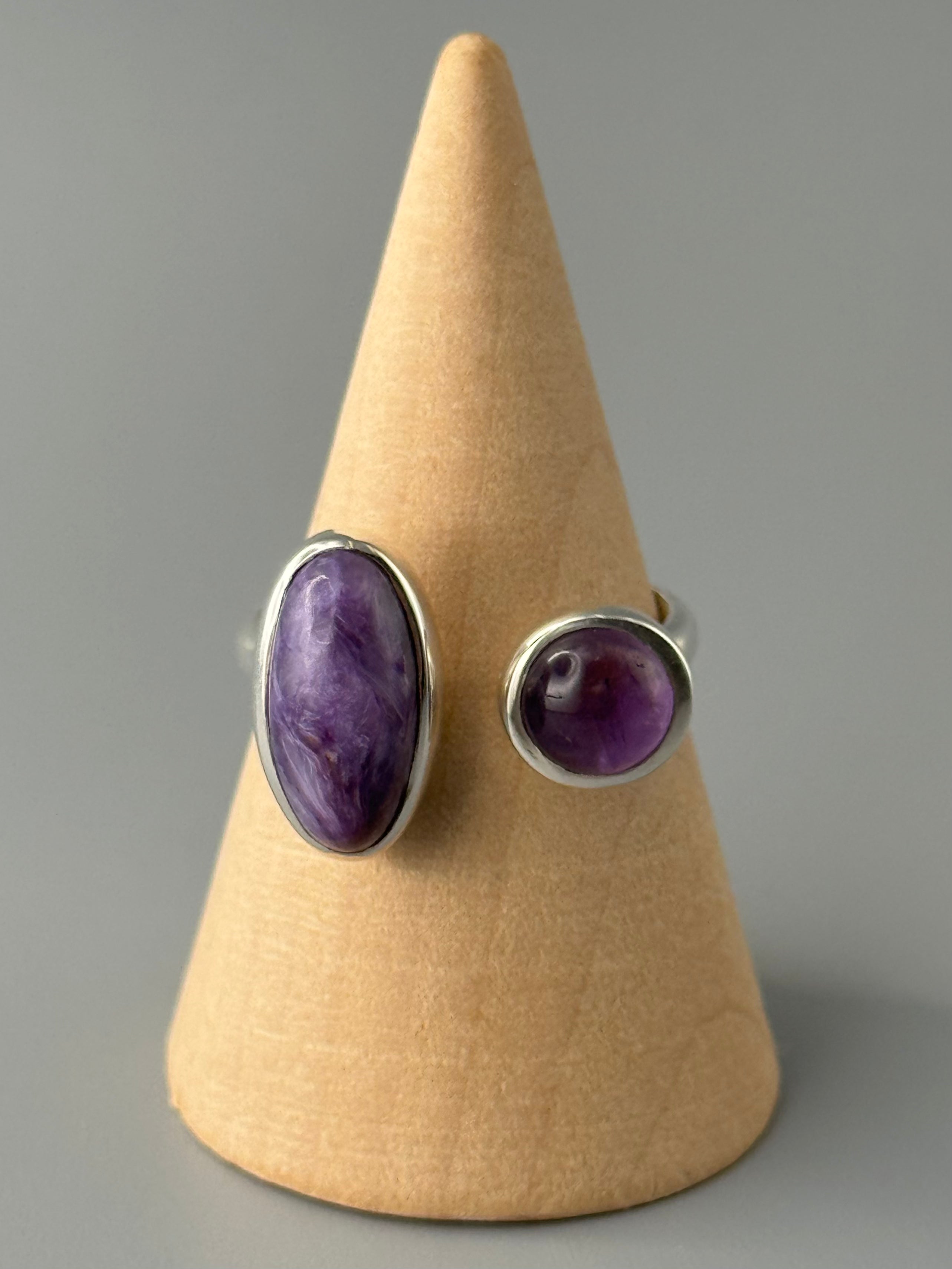 •CHAROITE + AMETHYST - OVAL + CIRCLE• simple bezel adjustable silver ring