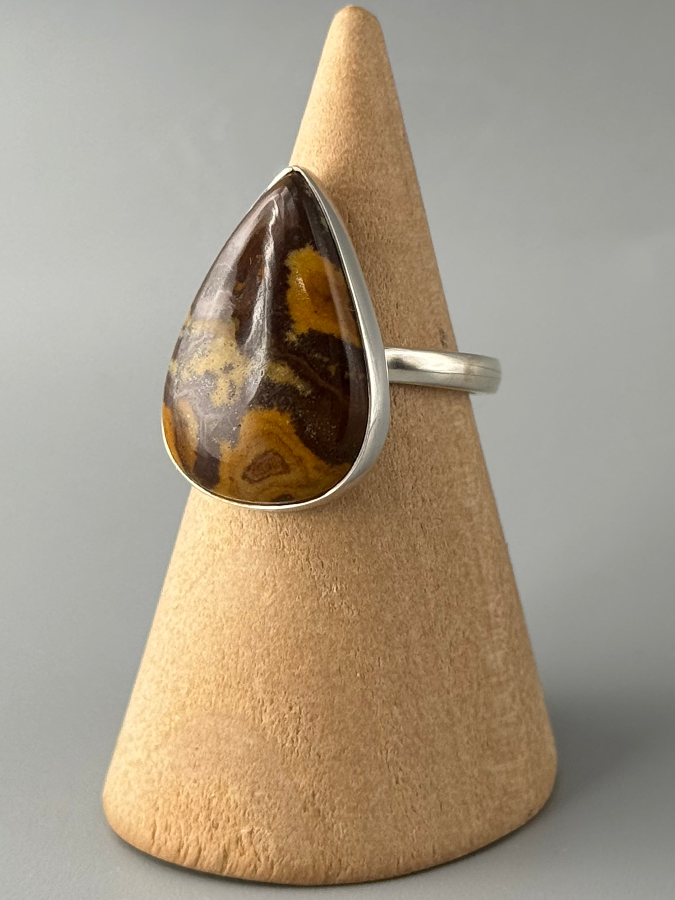 •AUSTRALIAN PICTURE JASPER - LIL' TEAR• sterling silver ring (size 6)
