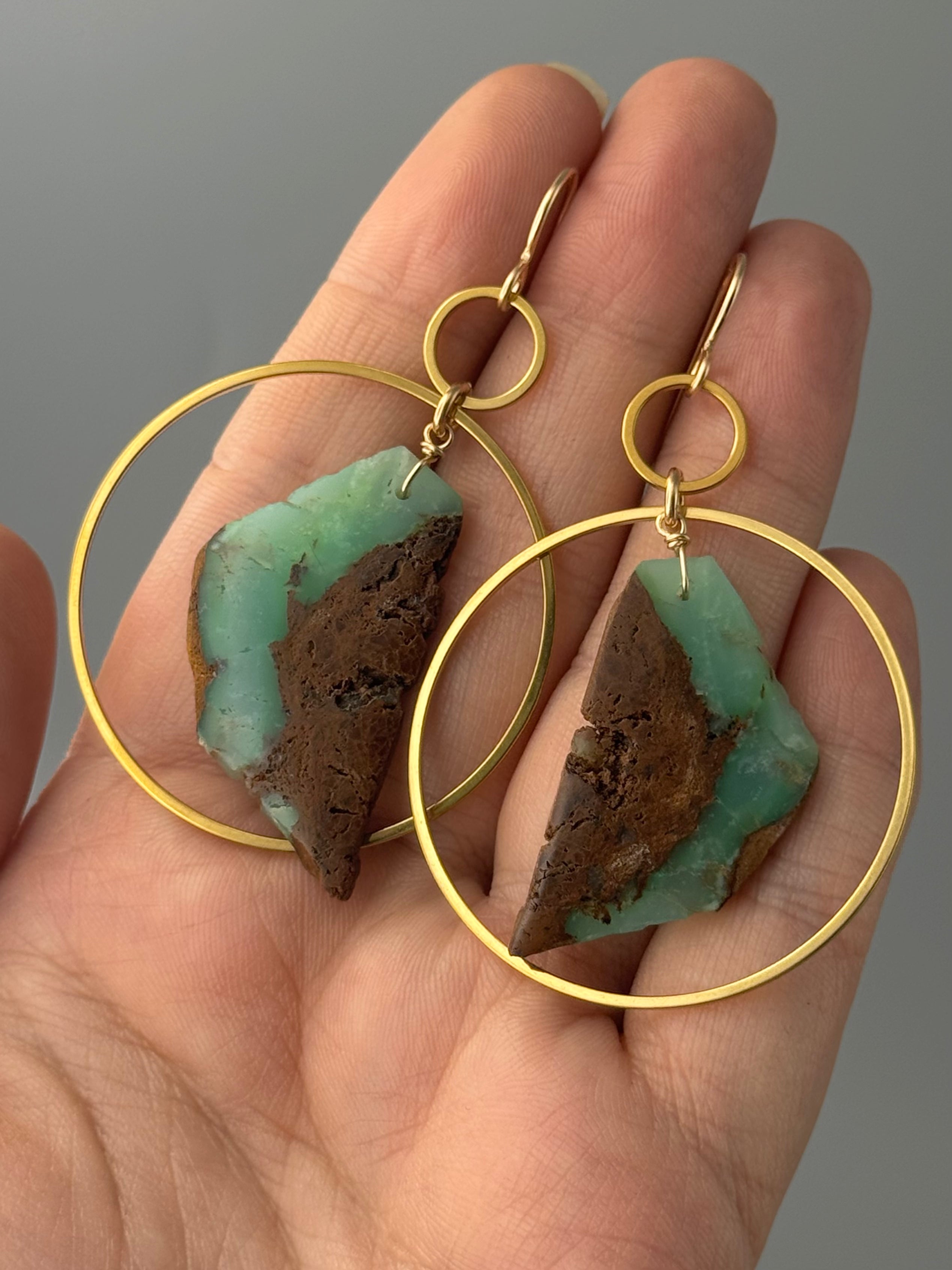 •EQUA-LUNA• chrysoprase + gold earrings