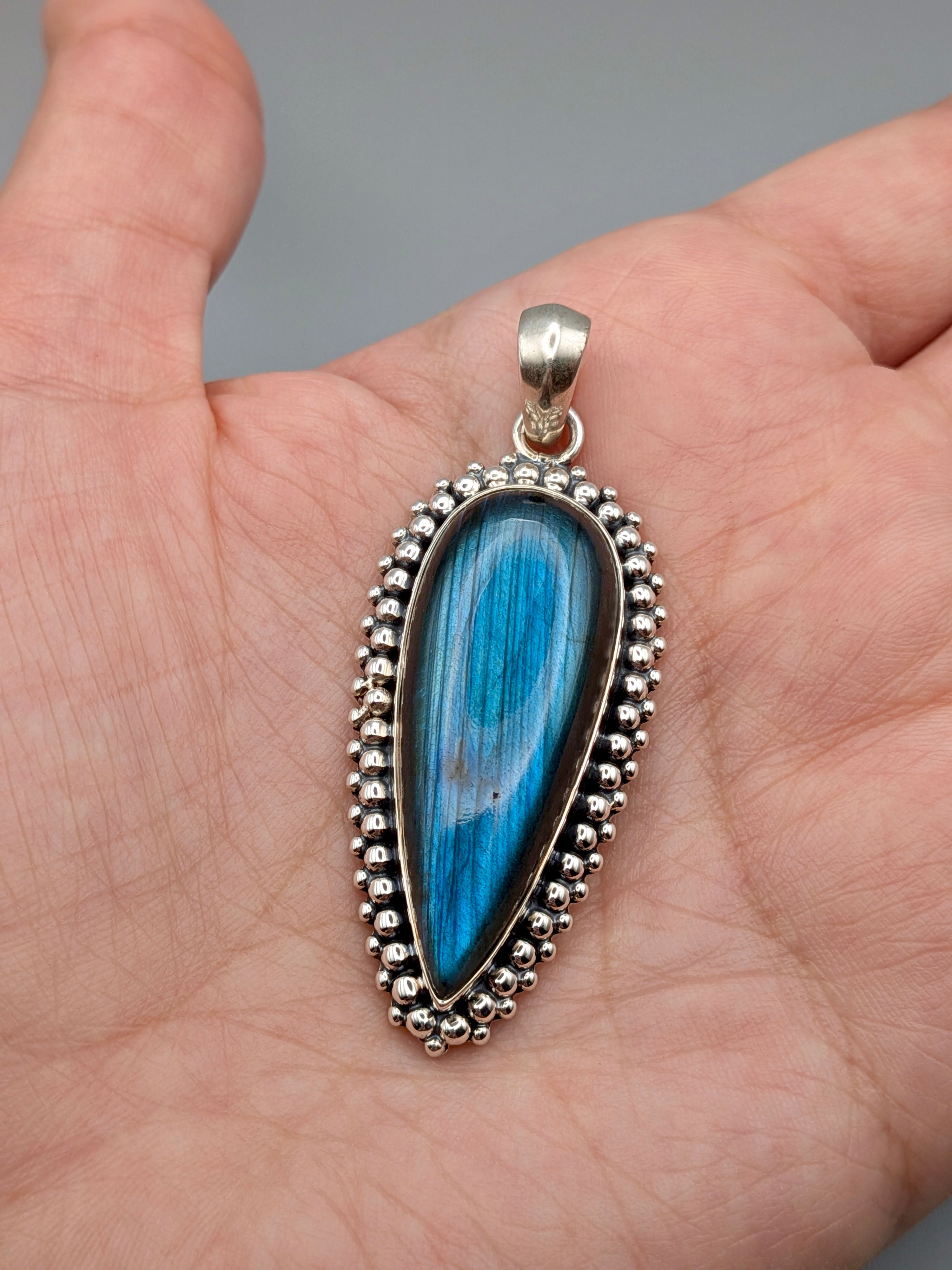 •LABRADORITE - DOTTED LONG SPEAR TEAR• sterling silver pendant