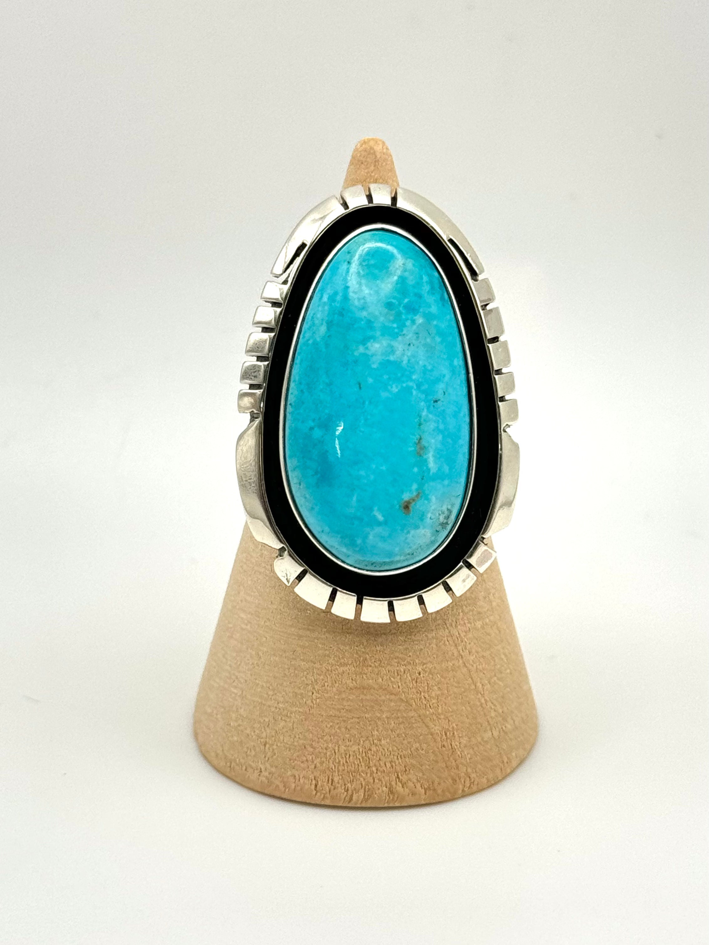 •KINGMAN TURQUOISE - BIGGIE• Navajo silver ring (size 8.25)