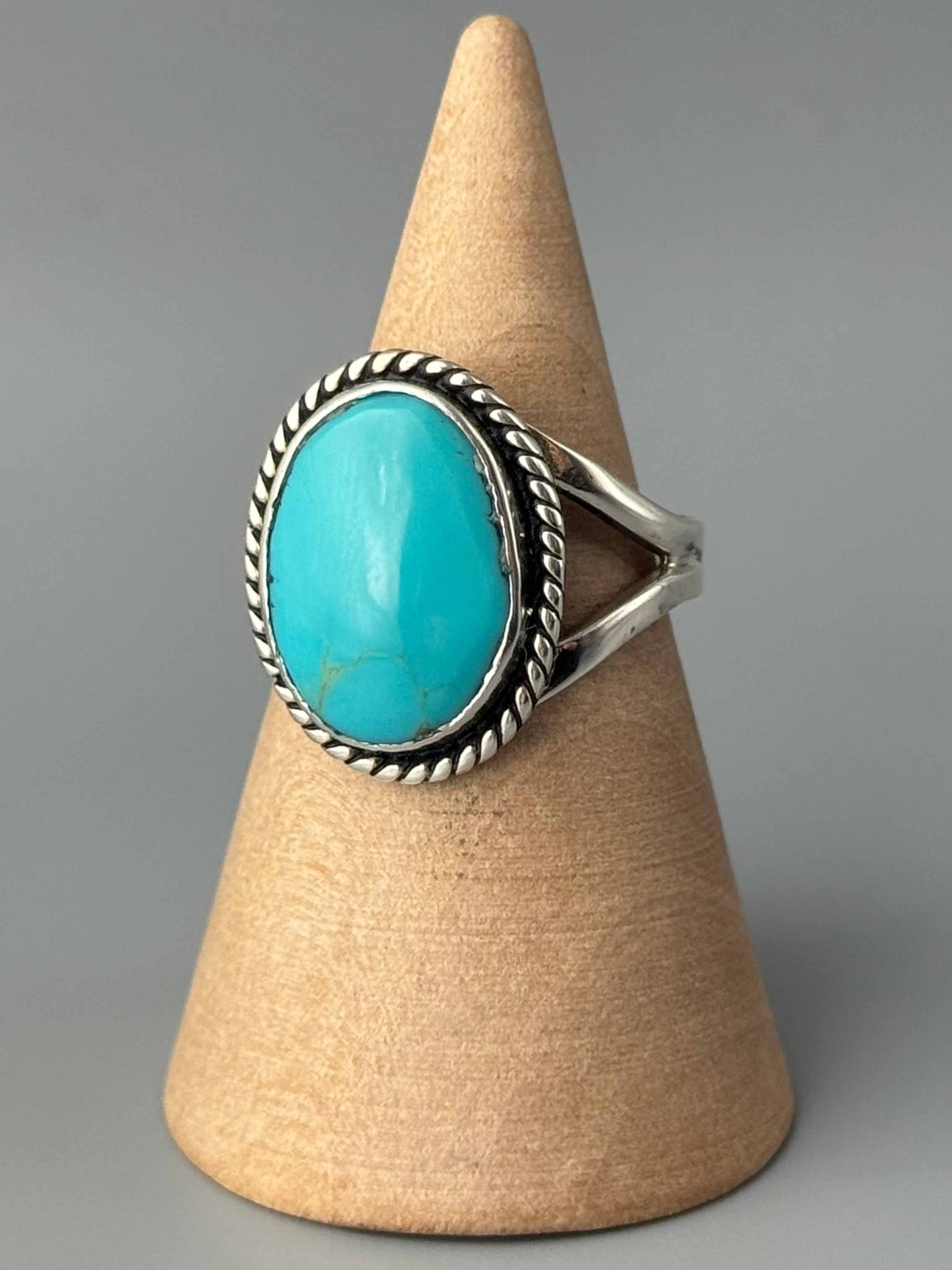 •KINGMAN TURQUOISE - KÉ• Navajo silver ring (size 8.25)