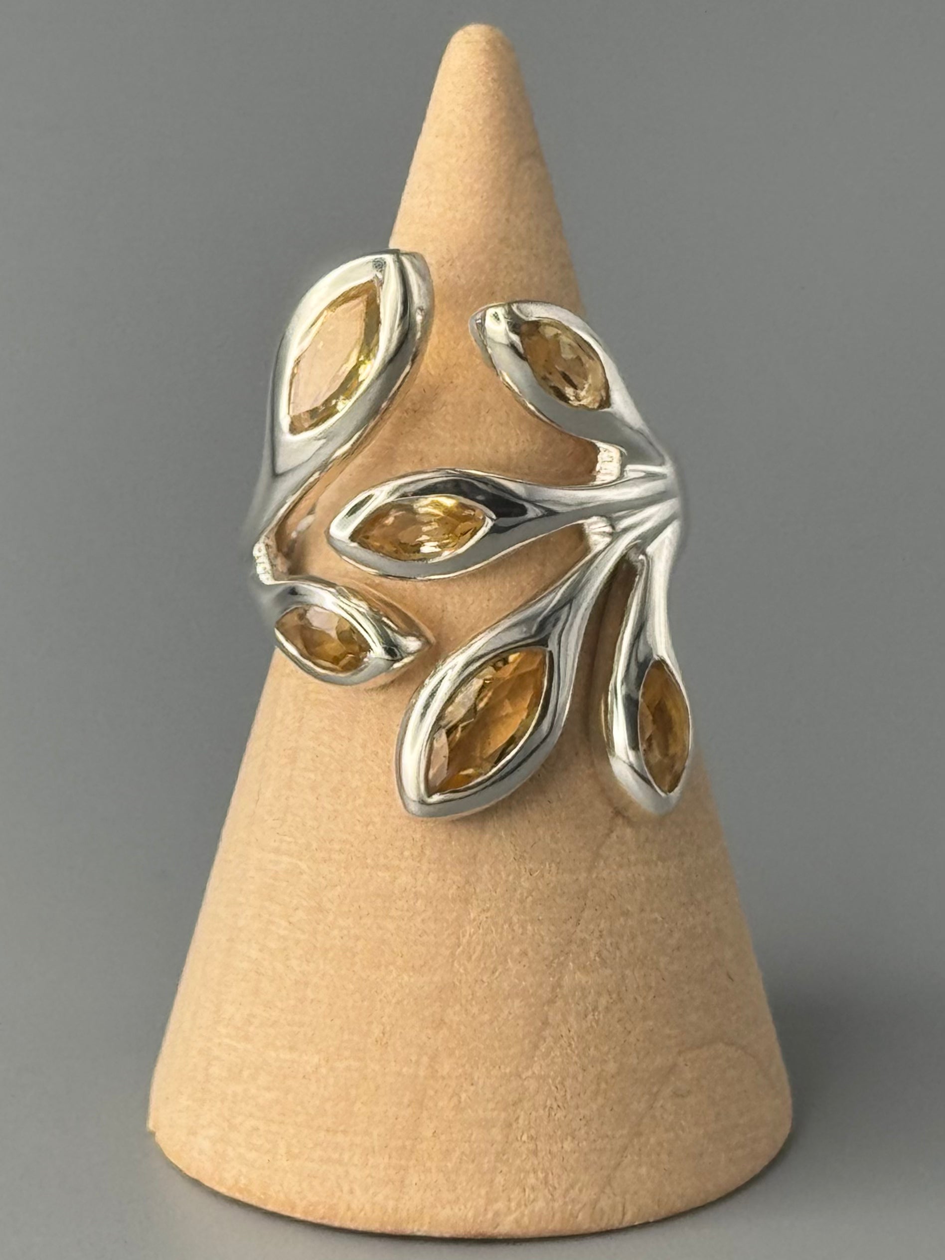 •CITRINE - LÓRIEN• adjustable silver ring