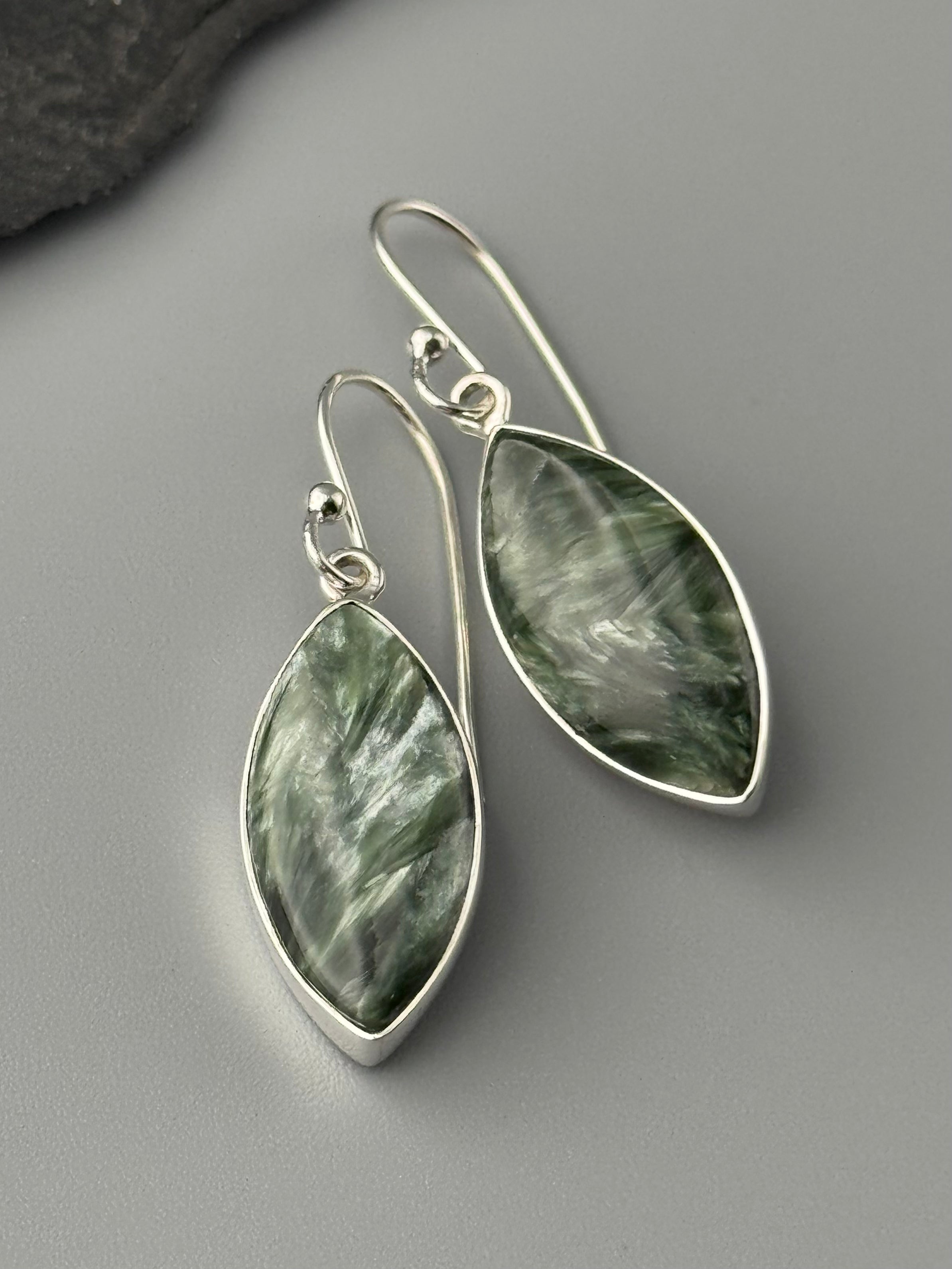 •SERAPHINITE - MARQUISE• silver dangle earrings