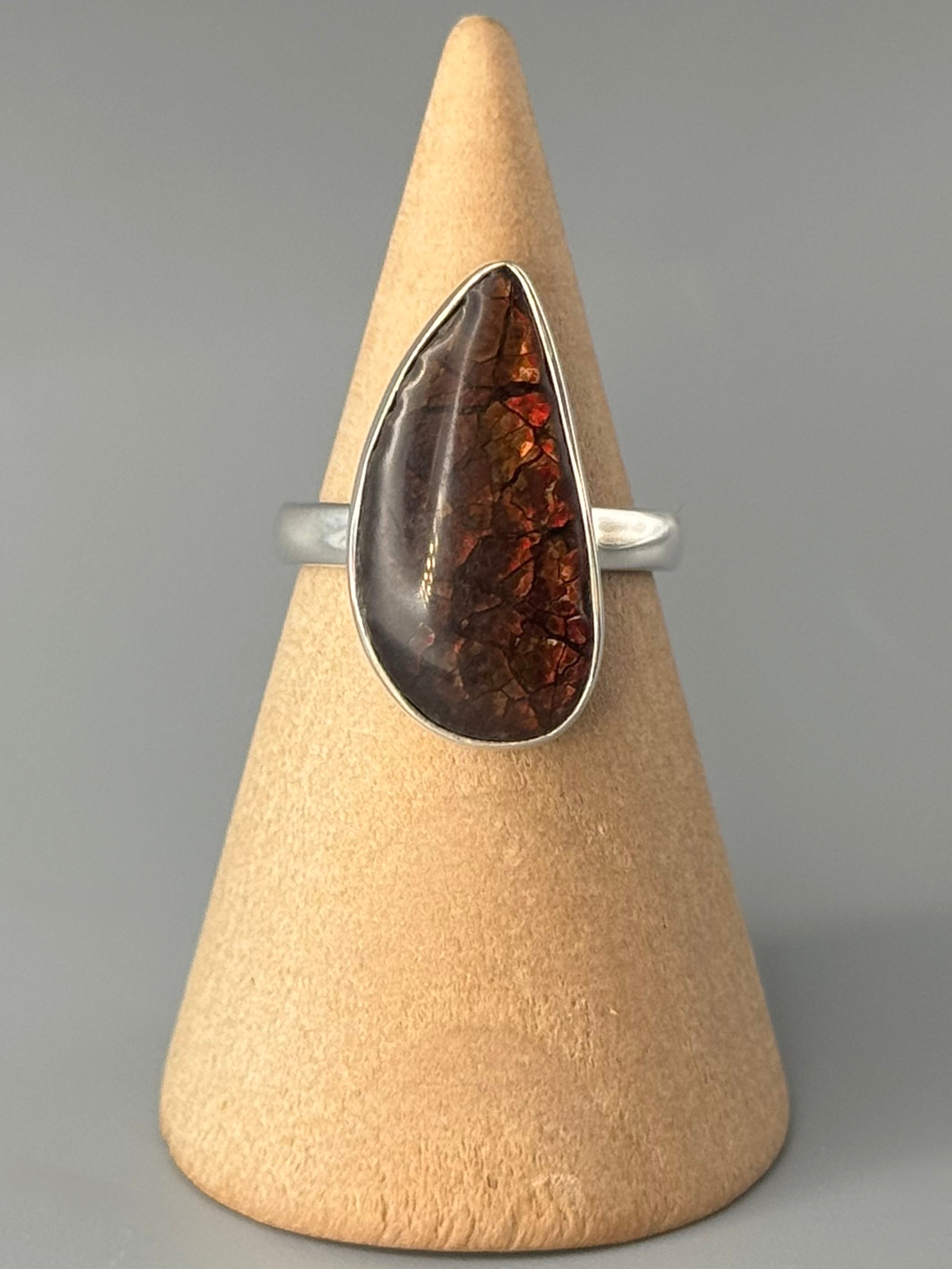 •AMMOLITE - ORGANIC TEAR• sterling silver ring (size 6)