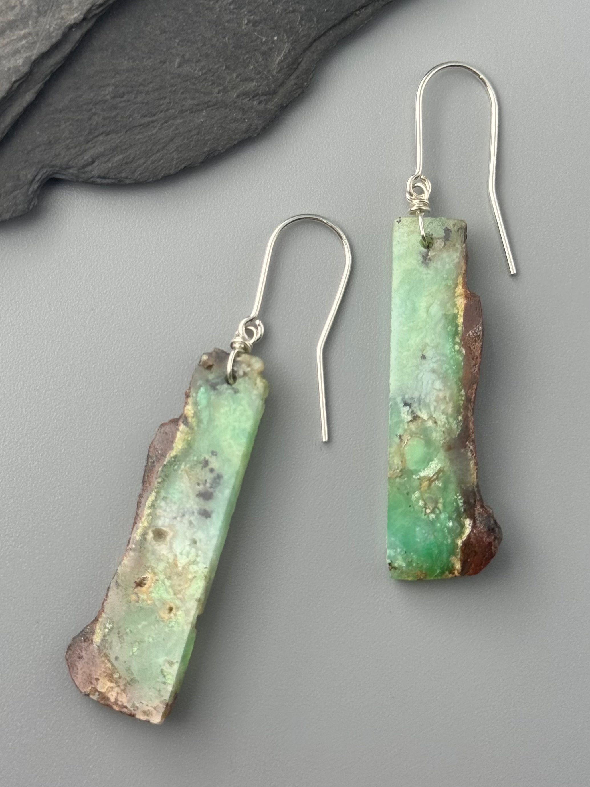 •STRAY• chrysoprase + silver earrings