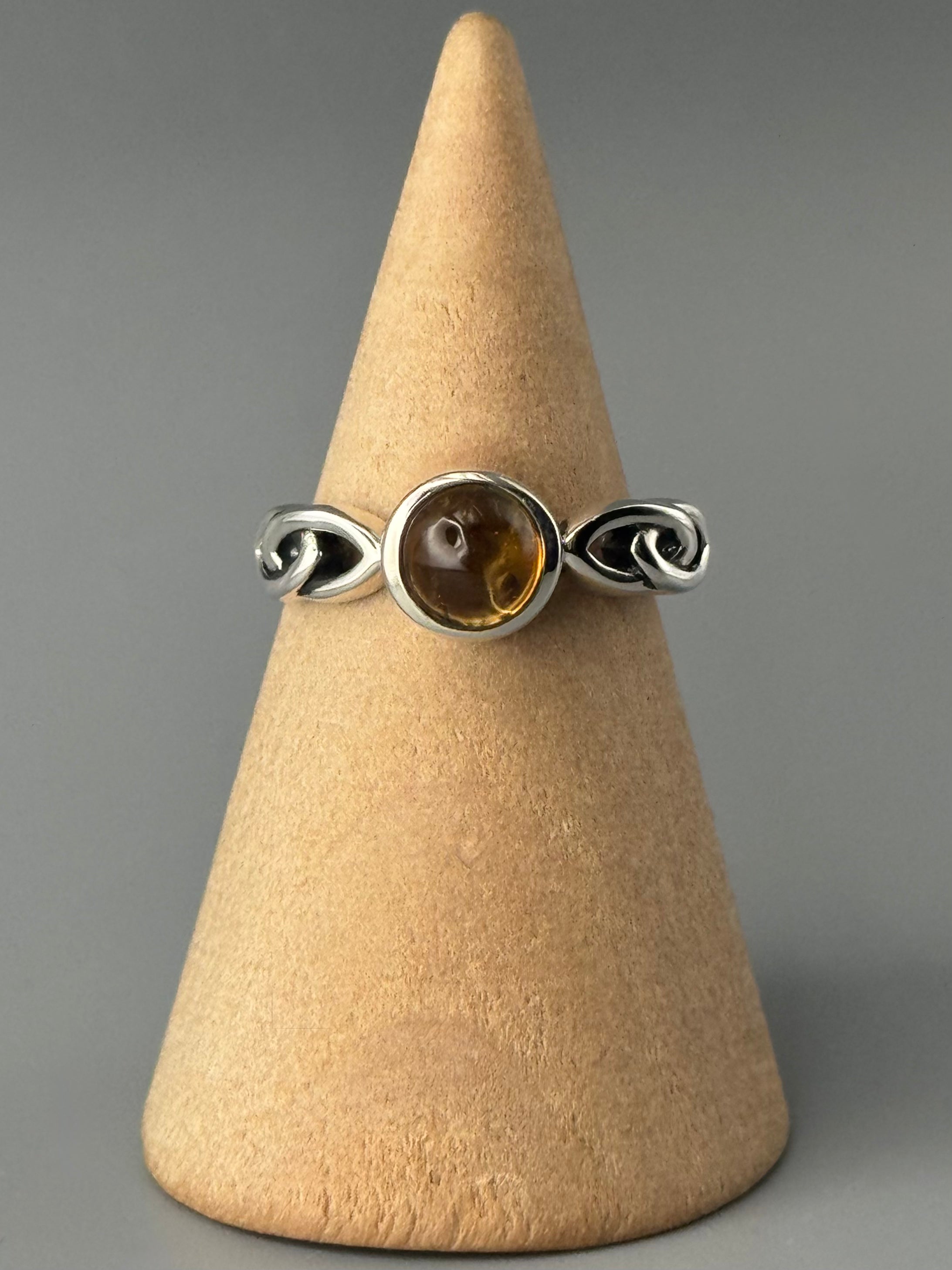 •TOURMALINE - KNOT• sterling silver ring (size 7)