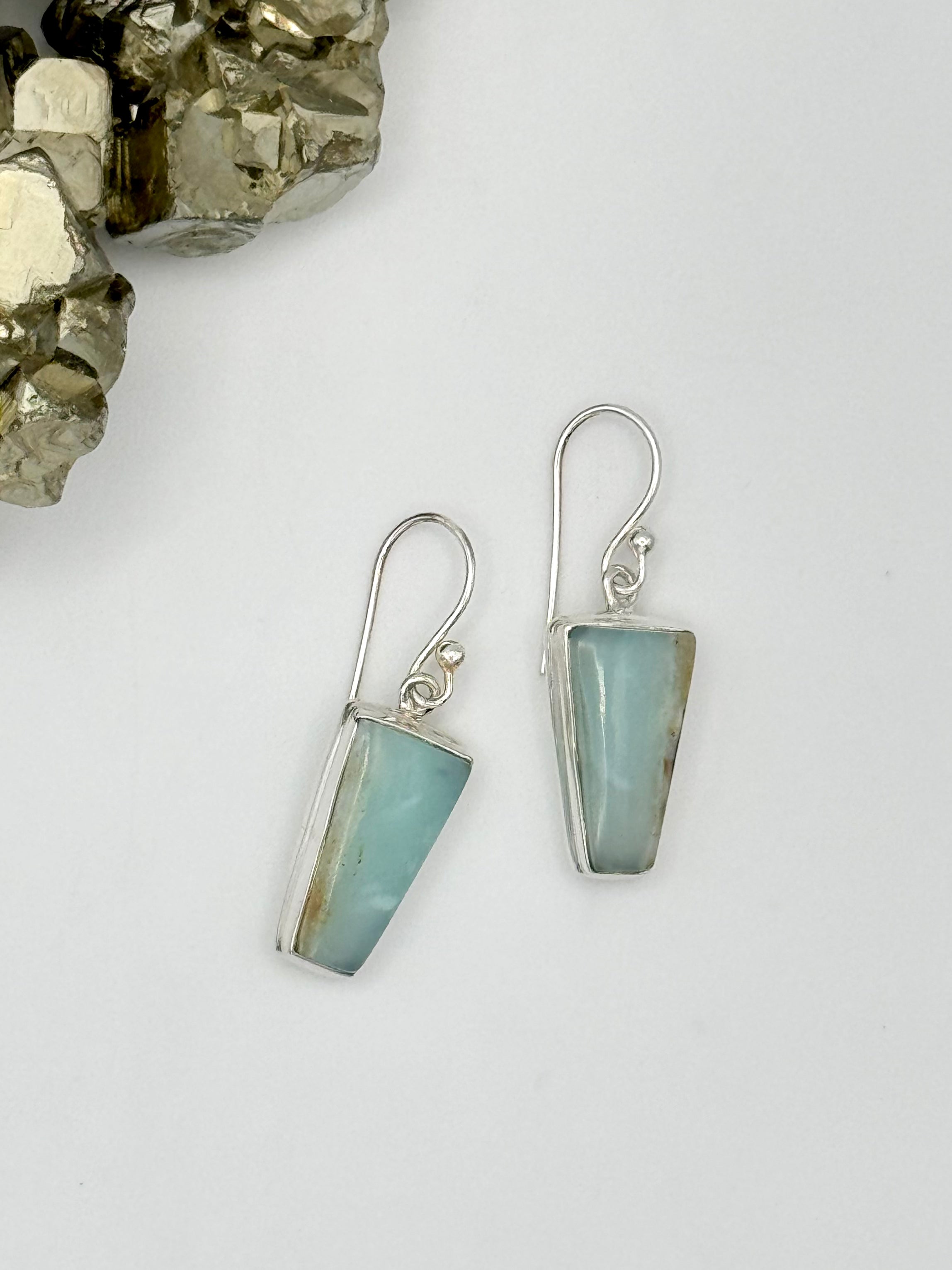 •PERUVIAN OPAL PORTAL• silver dangle earrings