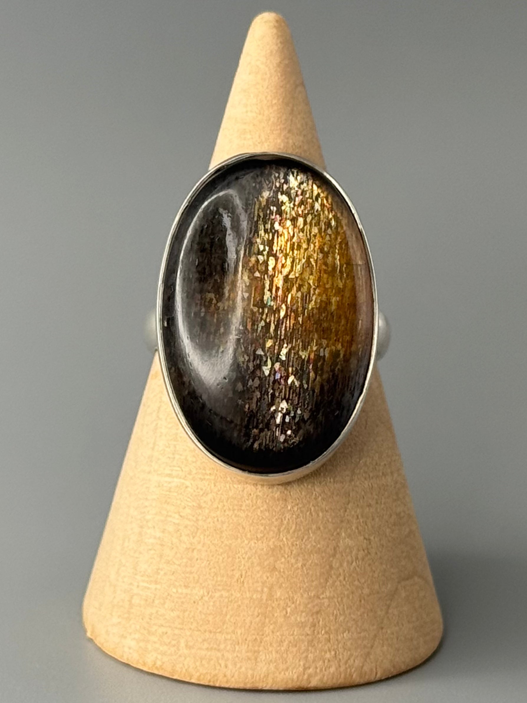 •SUN/MOONSTONE - OVAL• simple bezel silver ring (size 7.75)