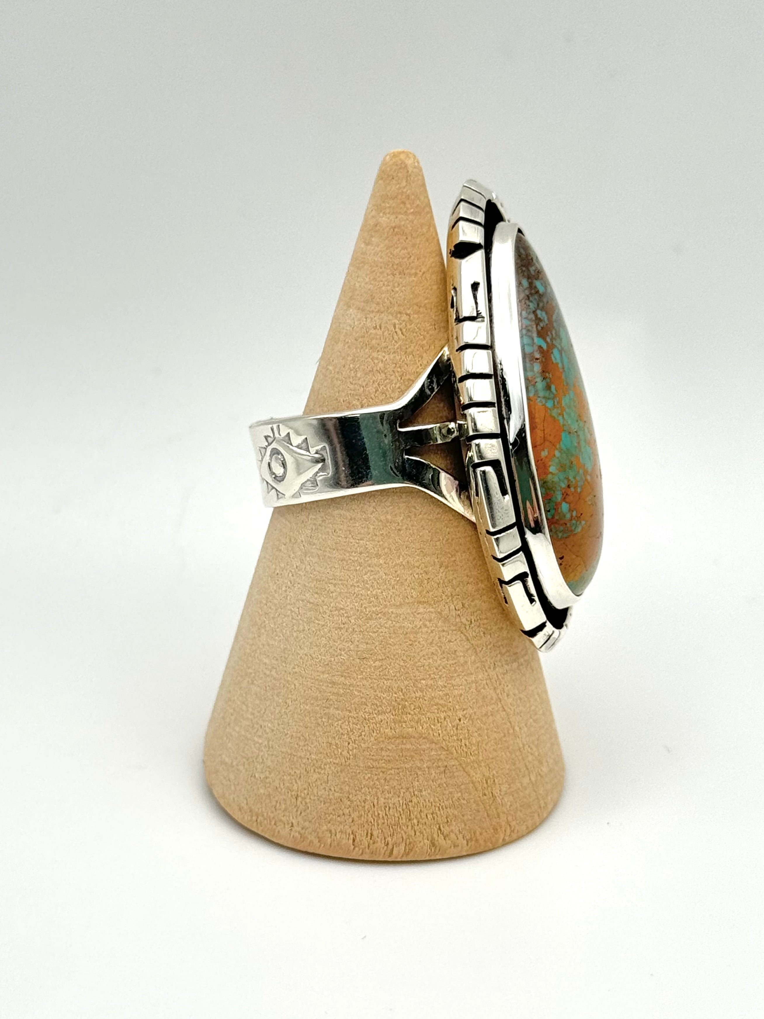 •KINGMAN TURQUOISE - BIGGIE 1• Navajo silver ring (size 8)