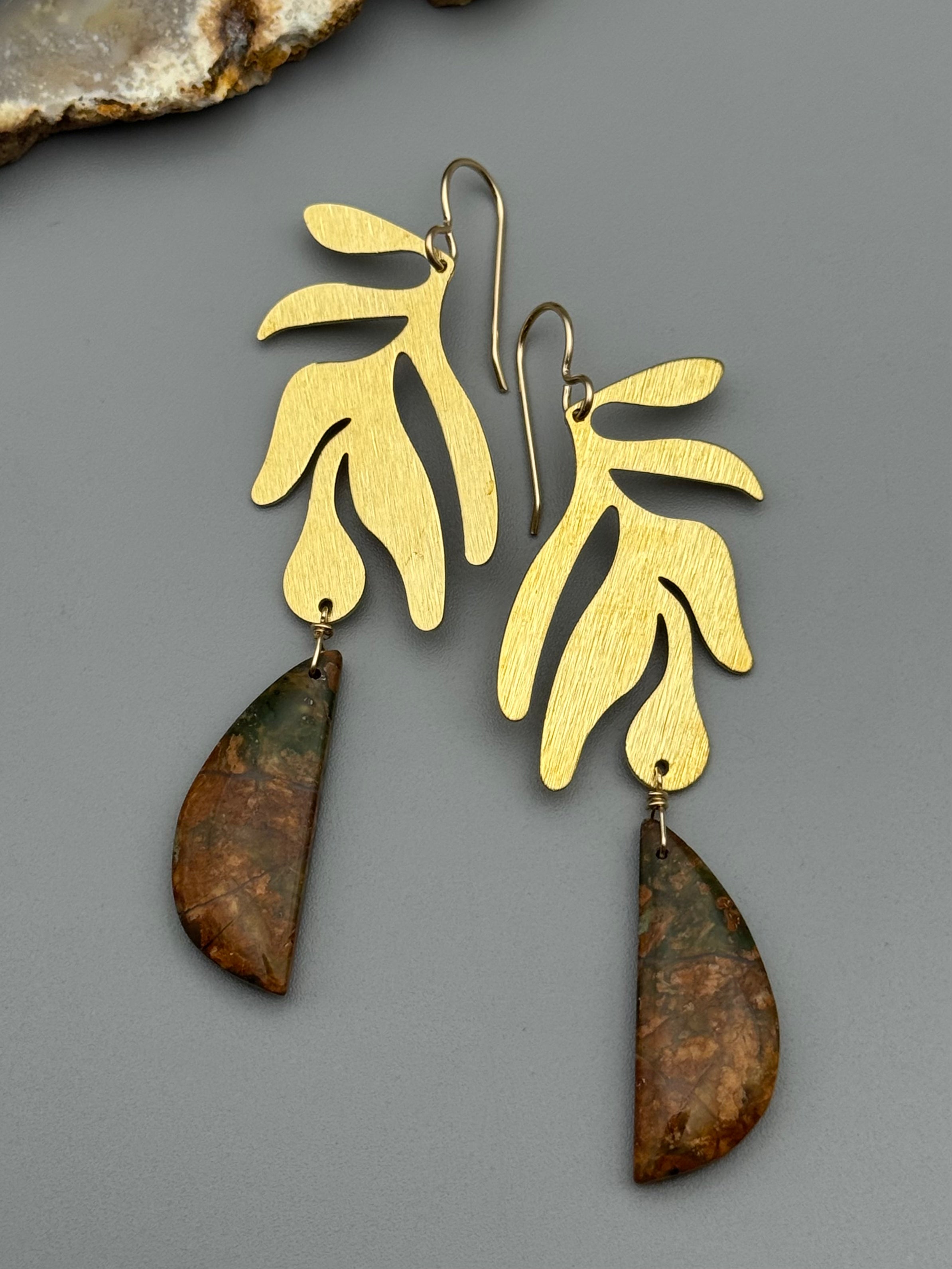 •CALDER FROND• peruvian opal + gold earrings