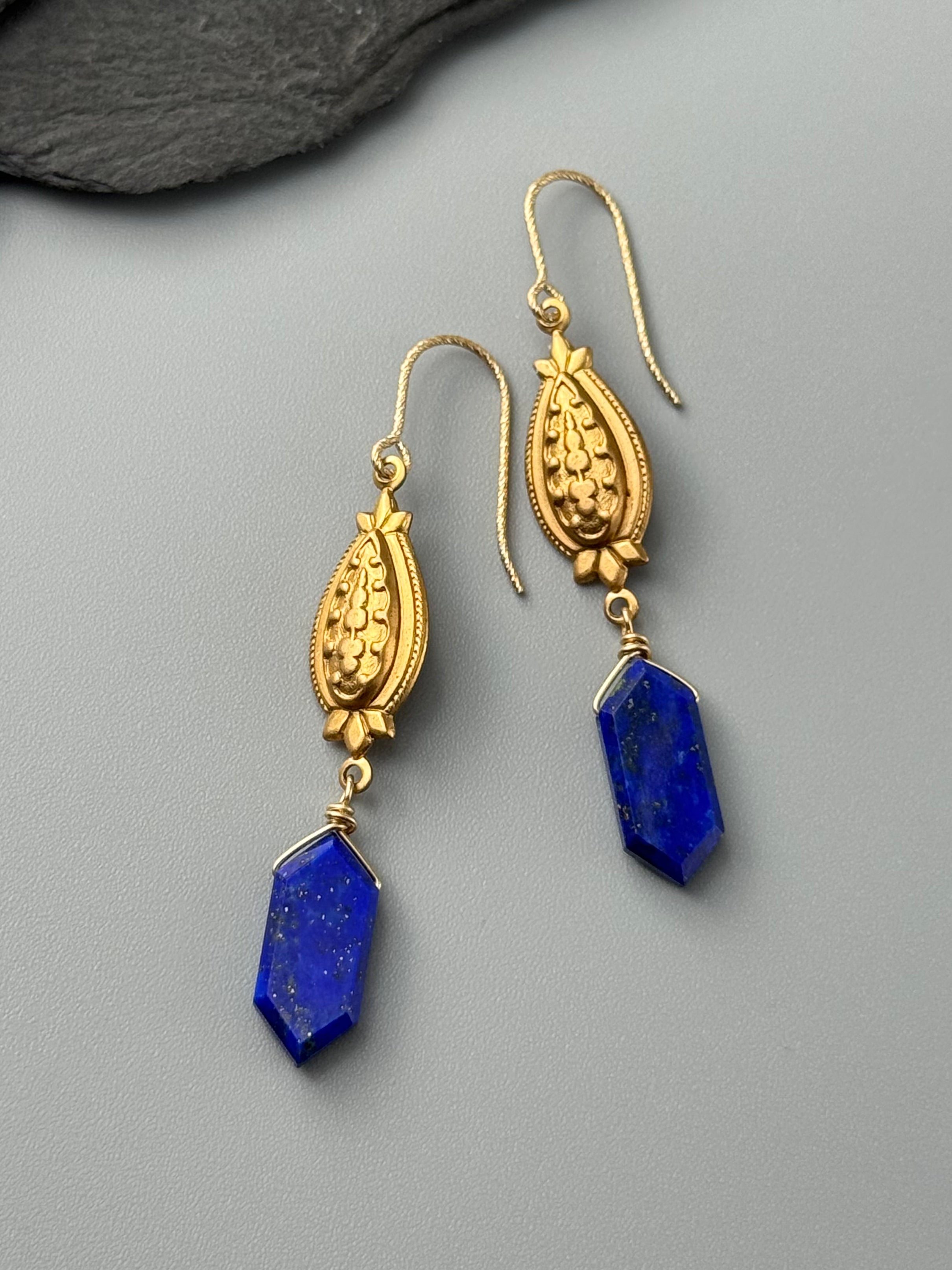 •CONTESSA• lapis lazuli + gold earrings