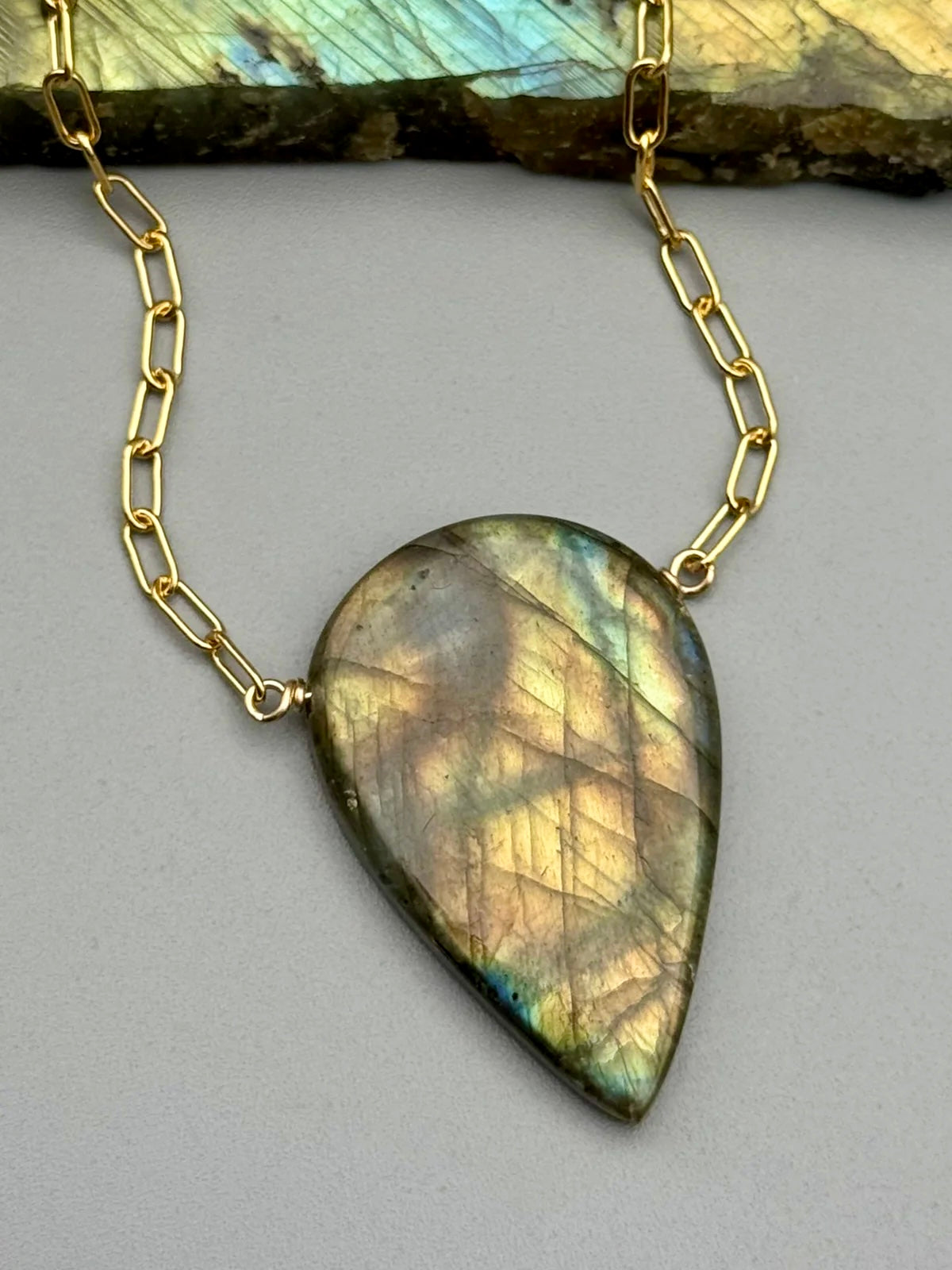 •AEON• labradorite spear tear + gold necklace (16"-18" long)