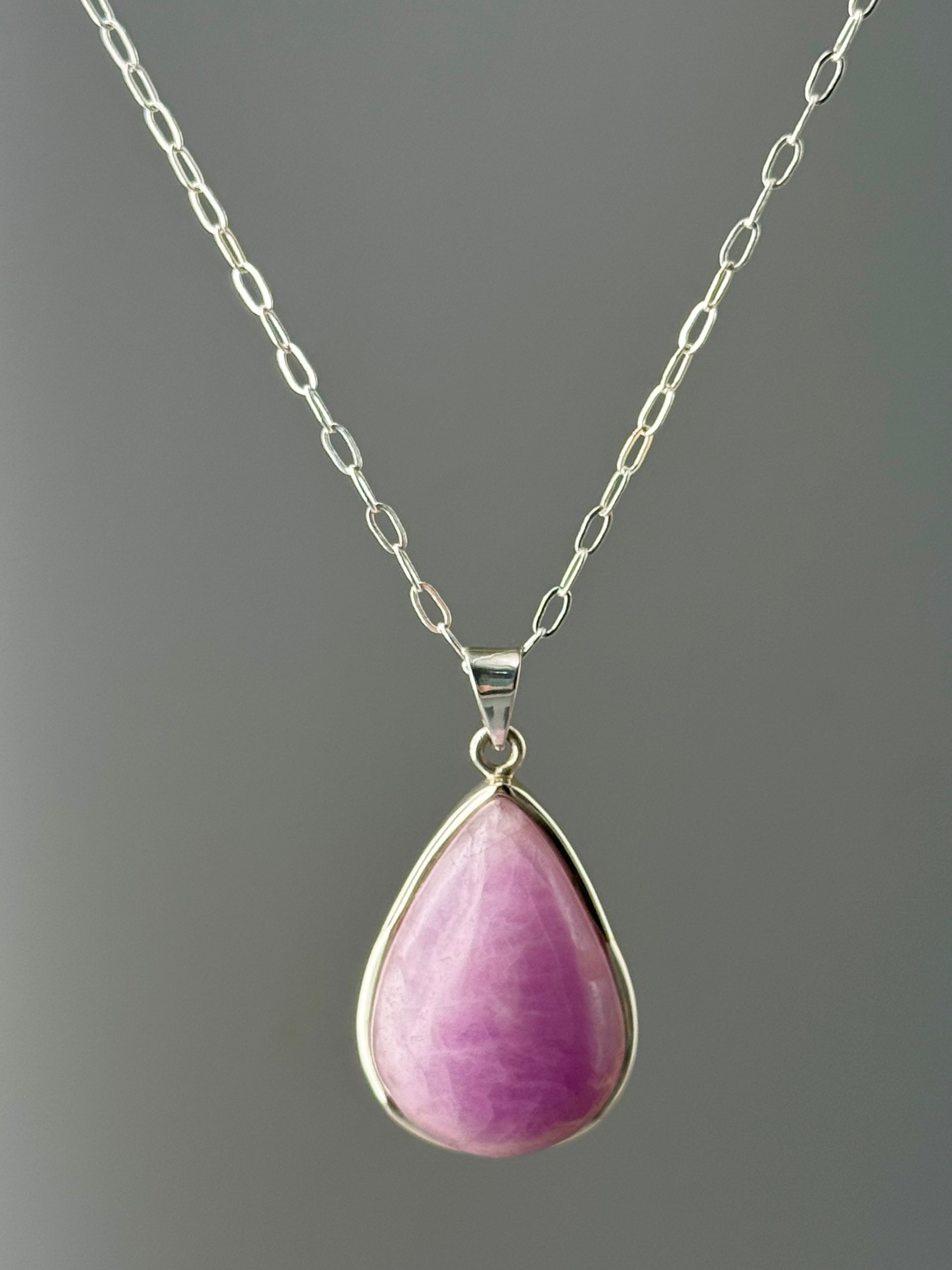 •KUNZITE TEARDROP - SCALLOPED• sterling silver pendant