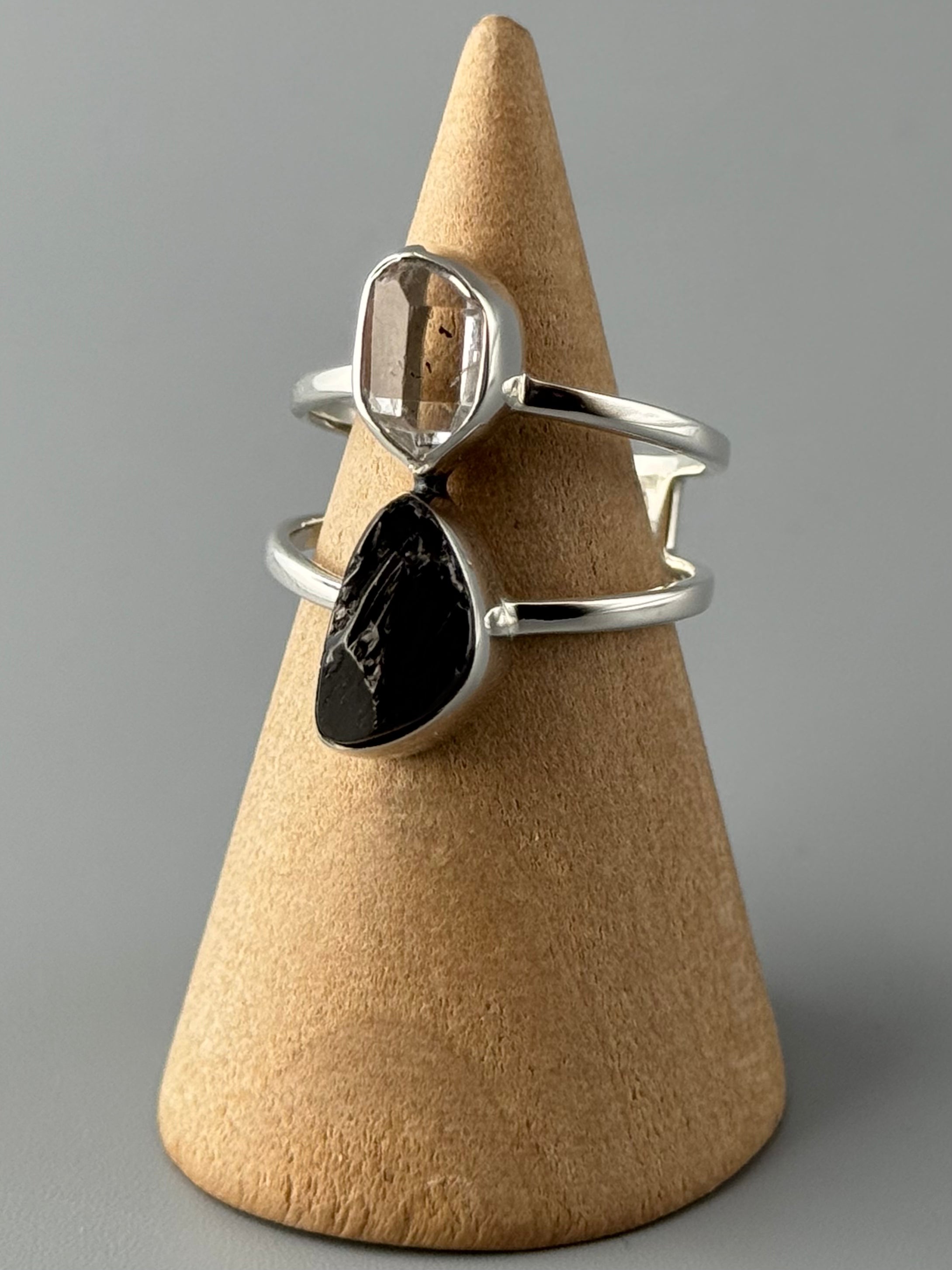 •HERKIMER + SHUNGITE - HOURGLASS• split band silver ring (various sizes)