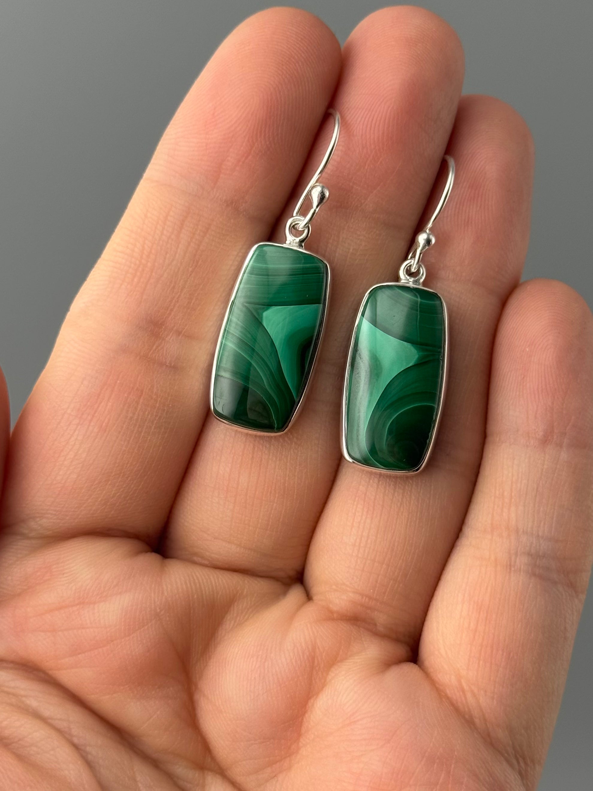 •MALACHITE - SOFT RECTANGLE• silver dangle earrings