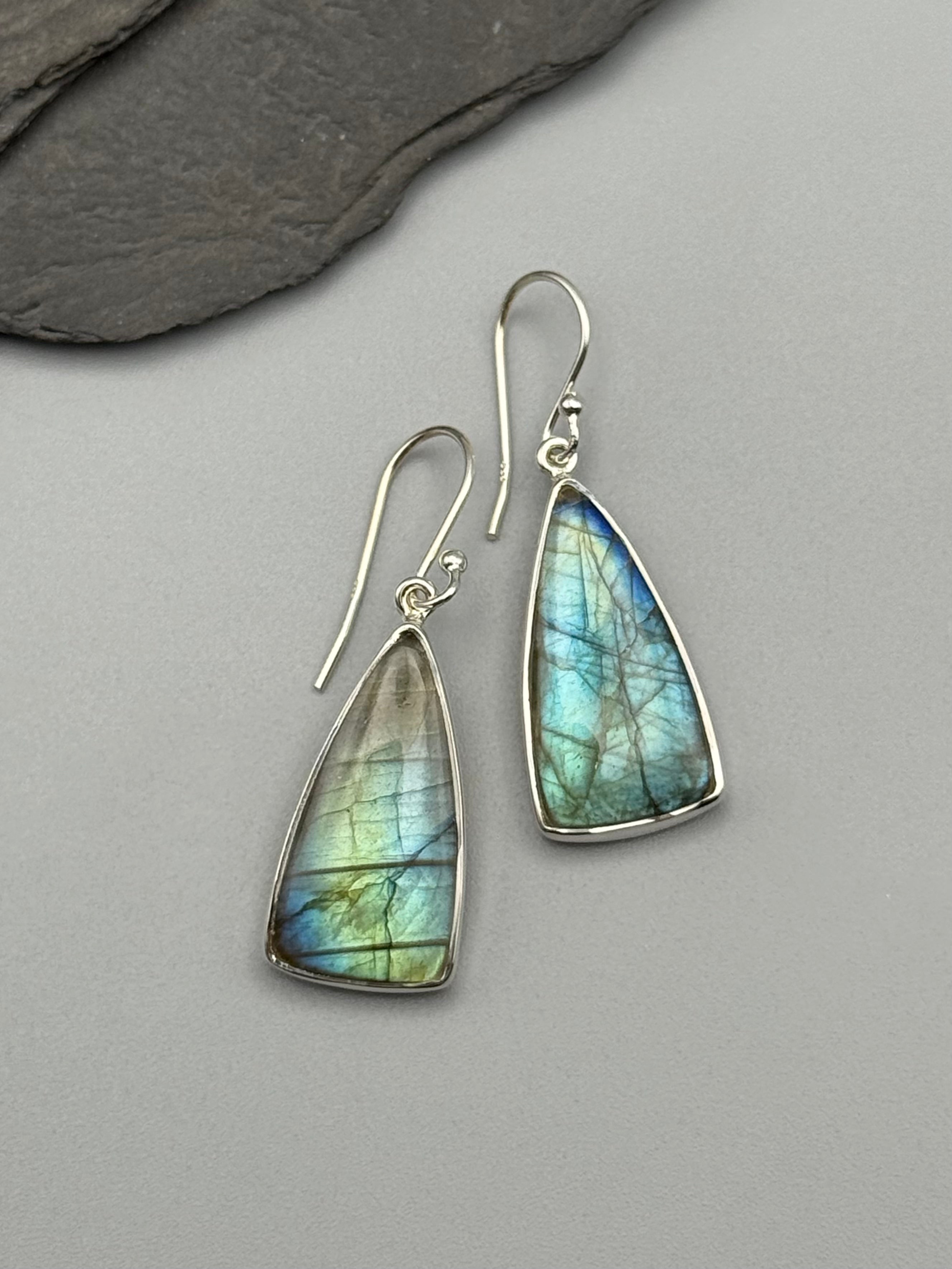 •LABRADORITE - SOFT TRIANGLE• silver dangle earrings