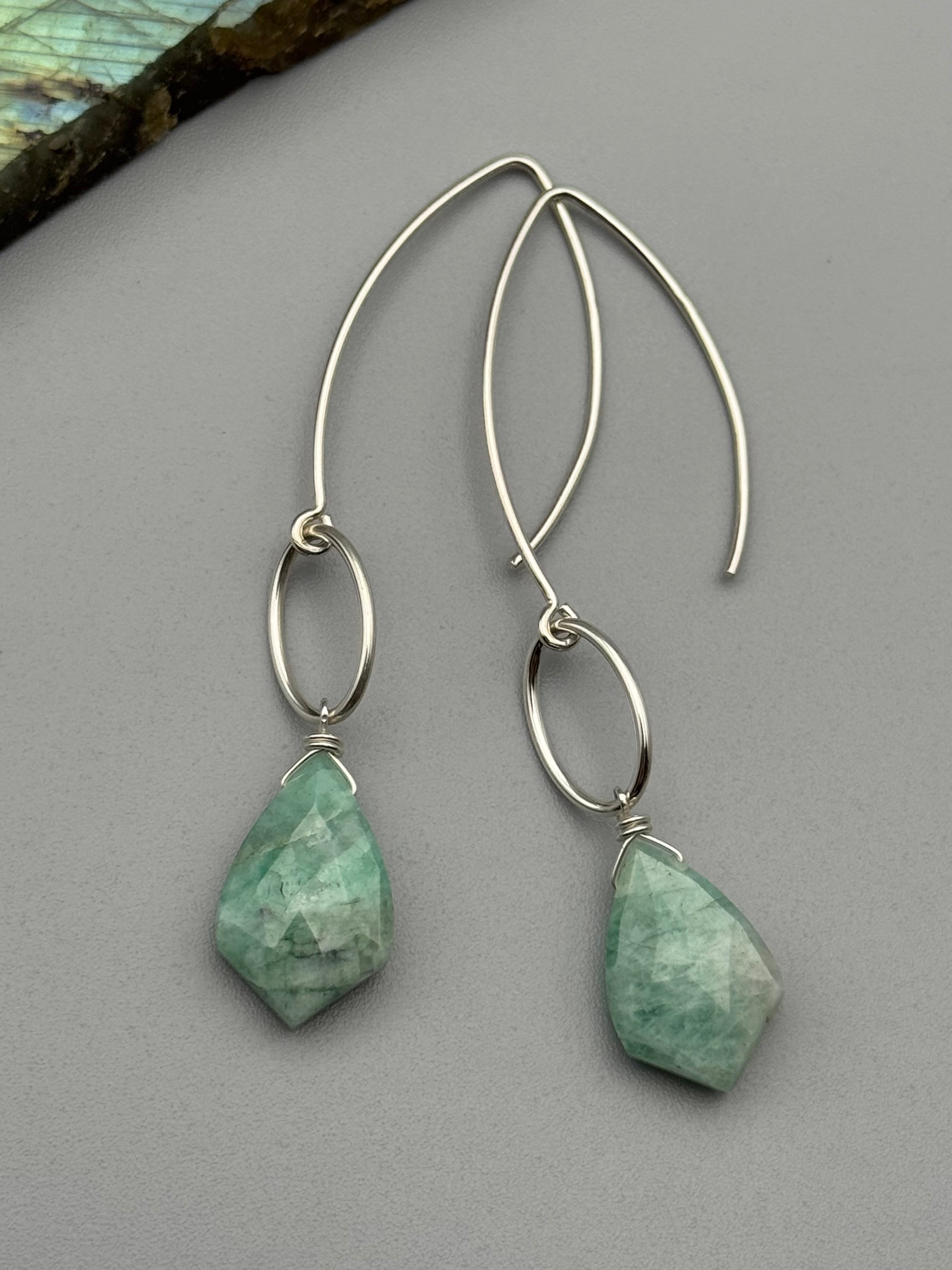 •IO• emerald sparrow + silver earrings